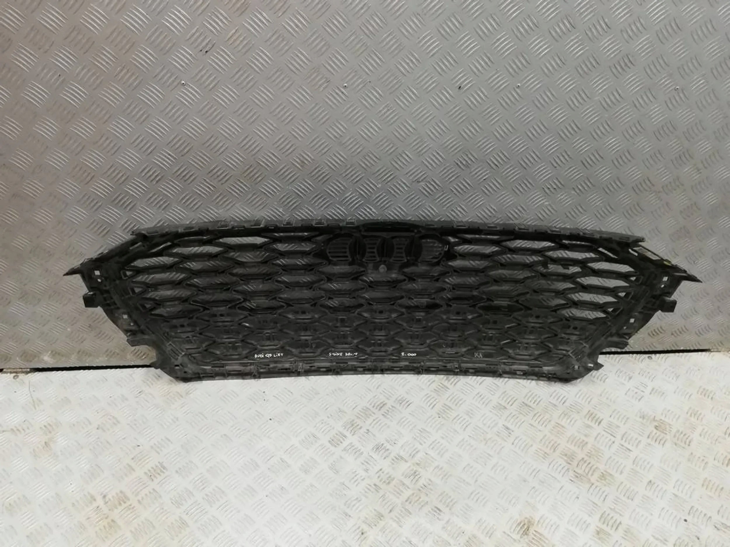 Kühlergrill Audi Q5 FY FRONTGRILL 80F85365180 Kühlergitter