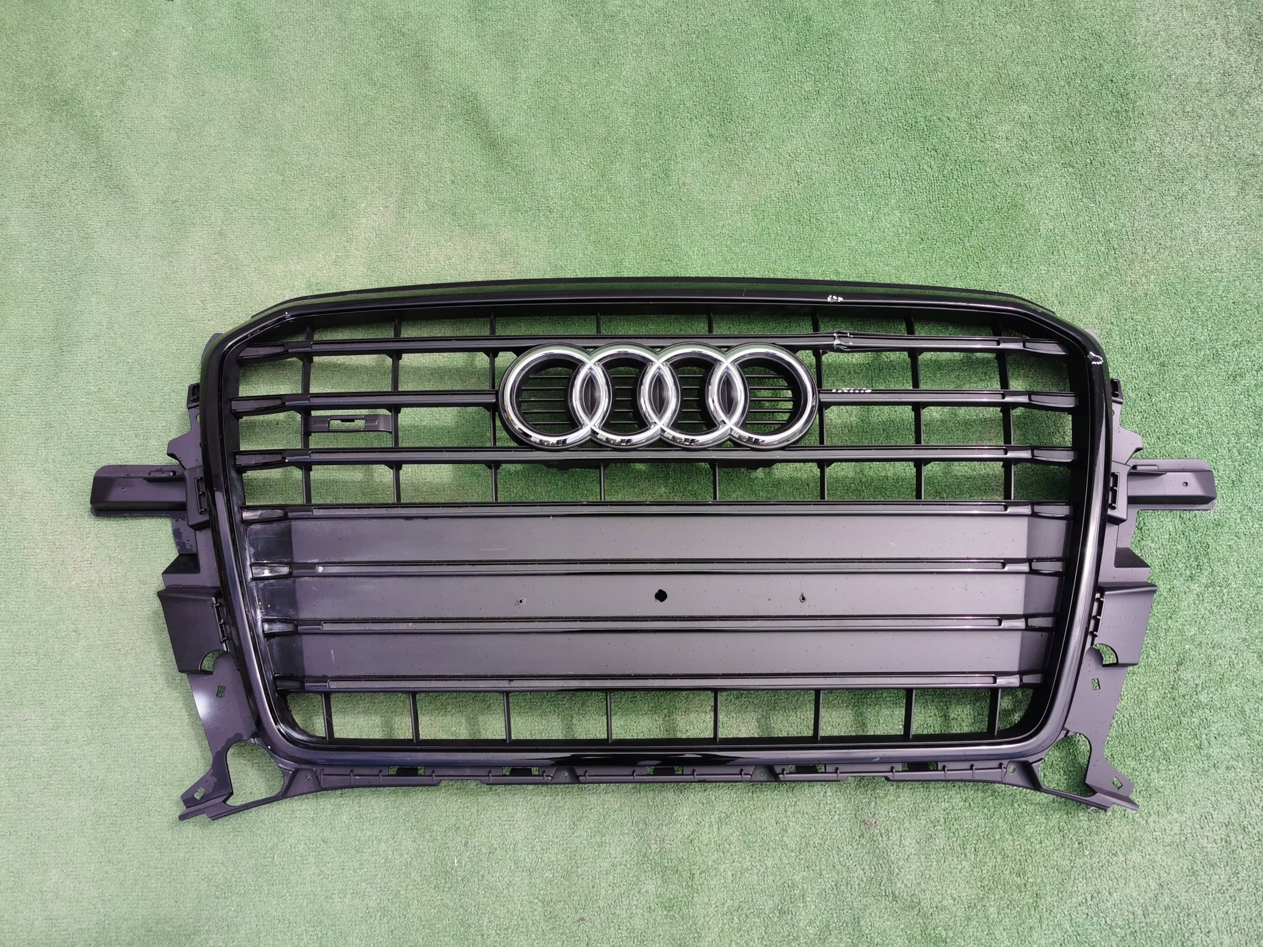 Kühlergrill Audi Q5 8R0 SQ5 FRONTGRILL 8R0853651AD Kühlergitter