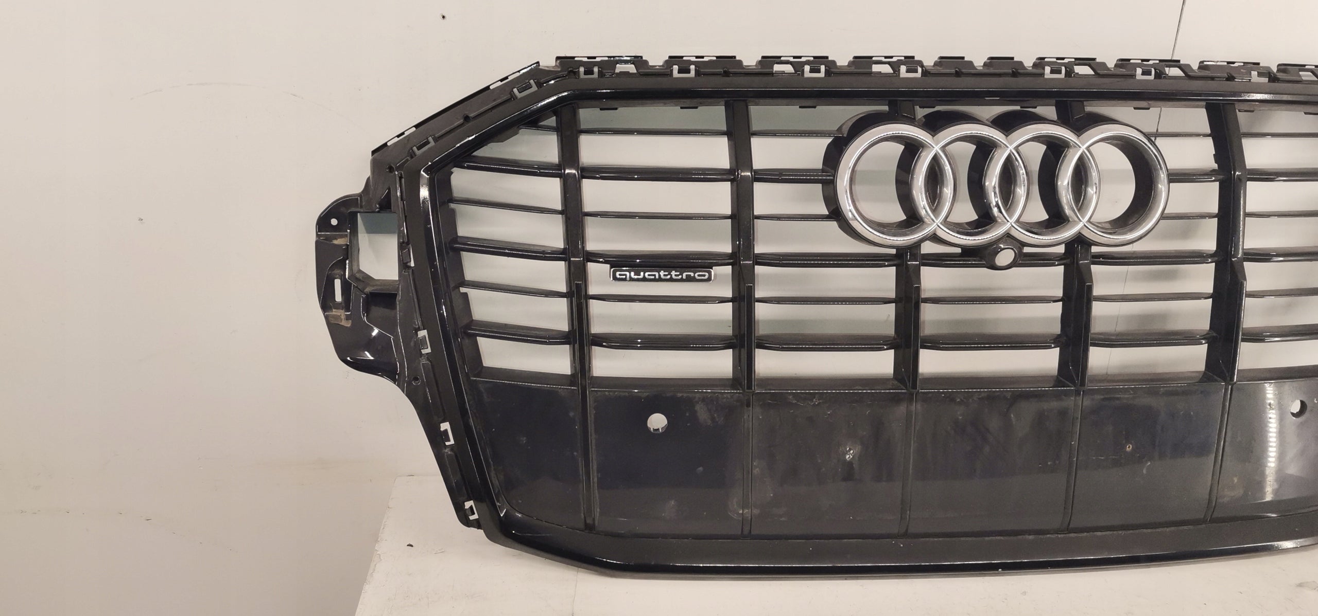 Kühlergrill Audi Q7 FRONTGRILL 4M0853651AH Kühlergitter