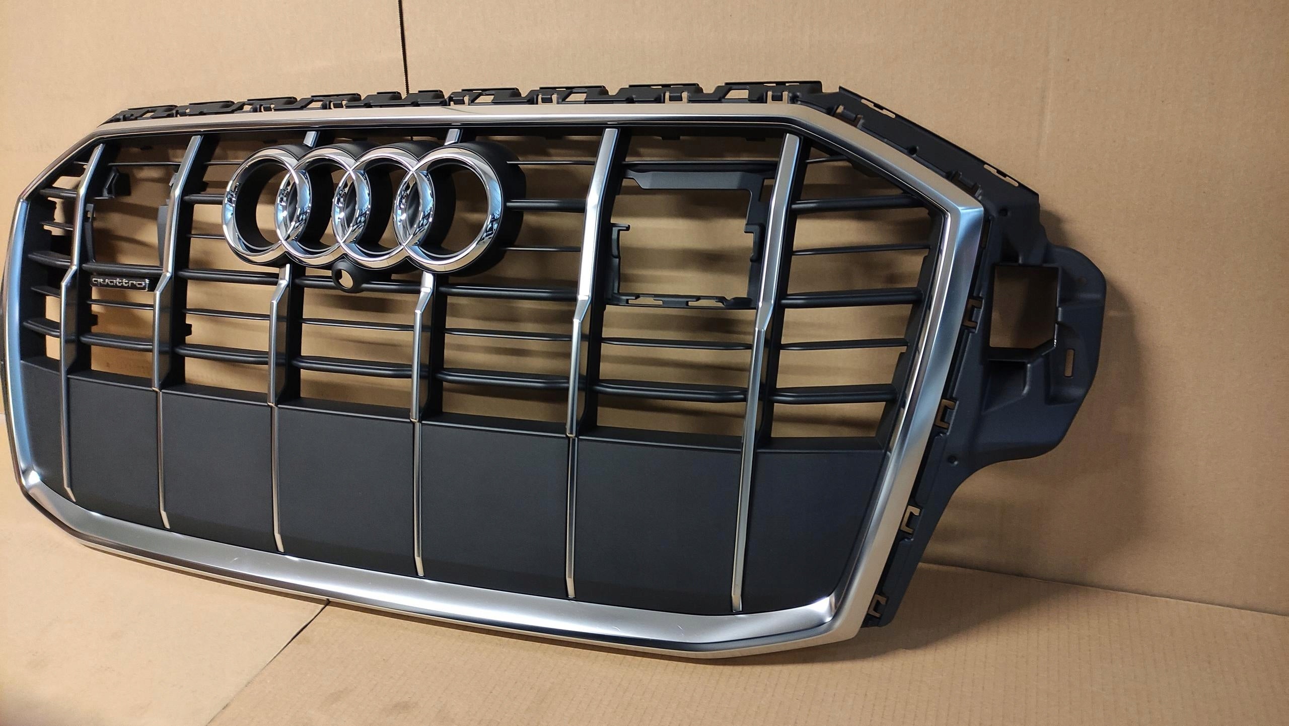 Kühlergrill Audi Q7 4M FRONTGRILL 4M0853651AH Kühlergitter