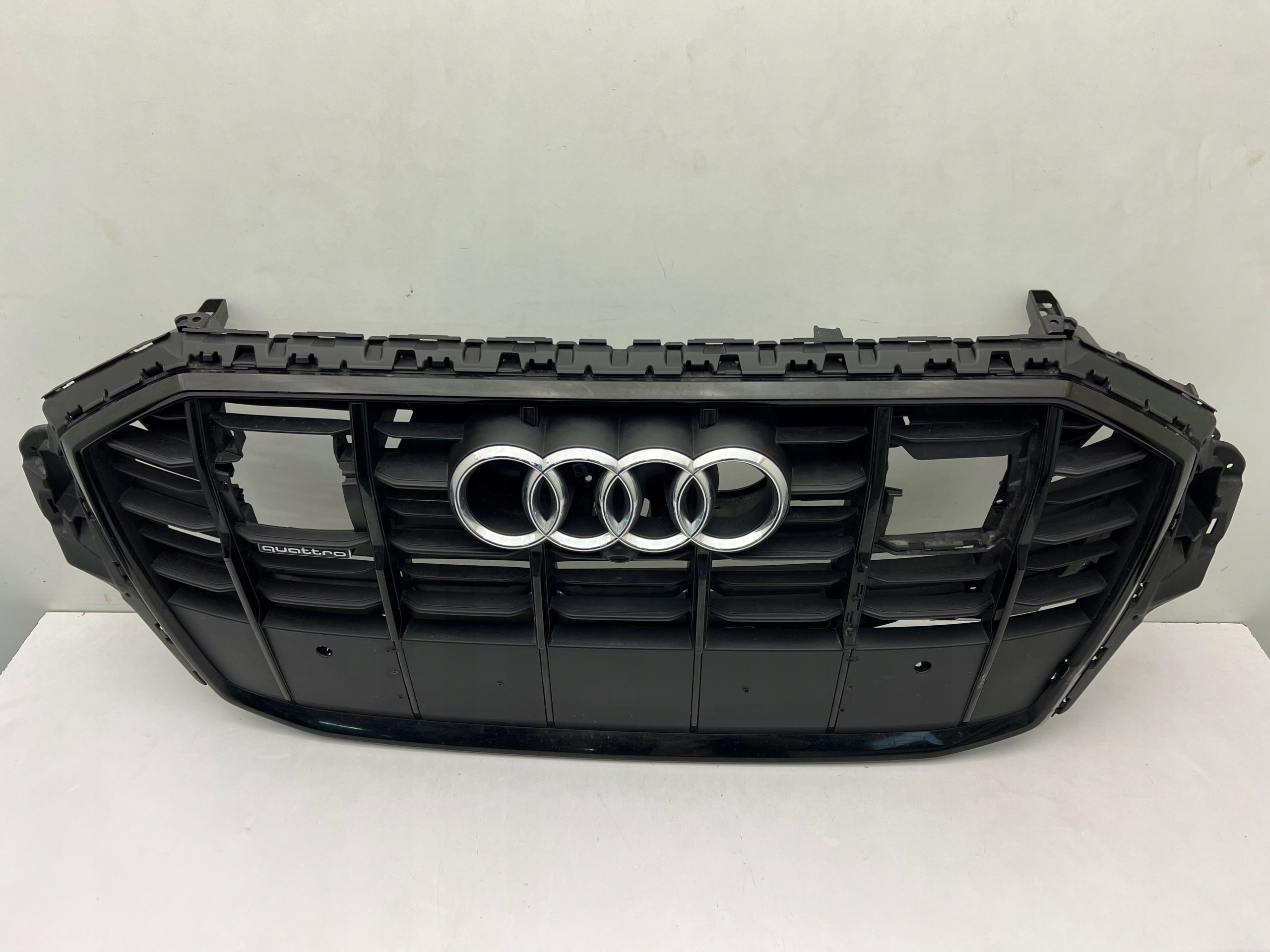 Kühlergrill Audi Q7 FRONTGRILL 4M0853651AH Kühlergitter