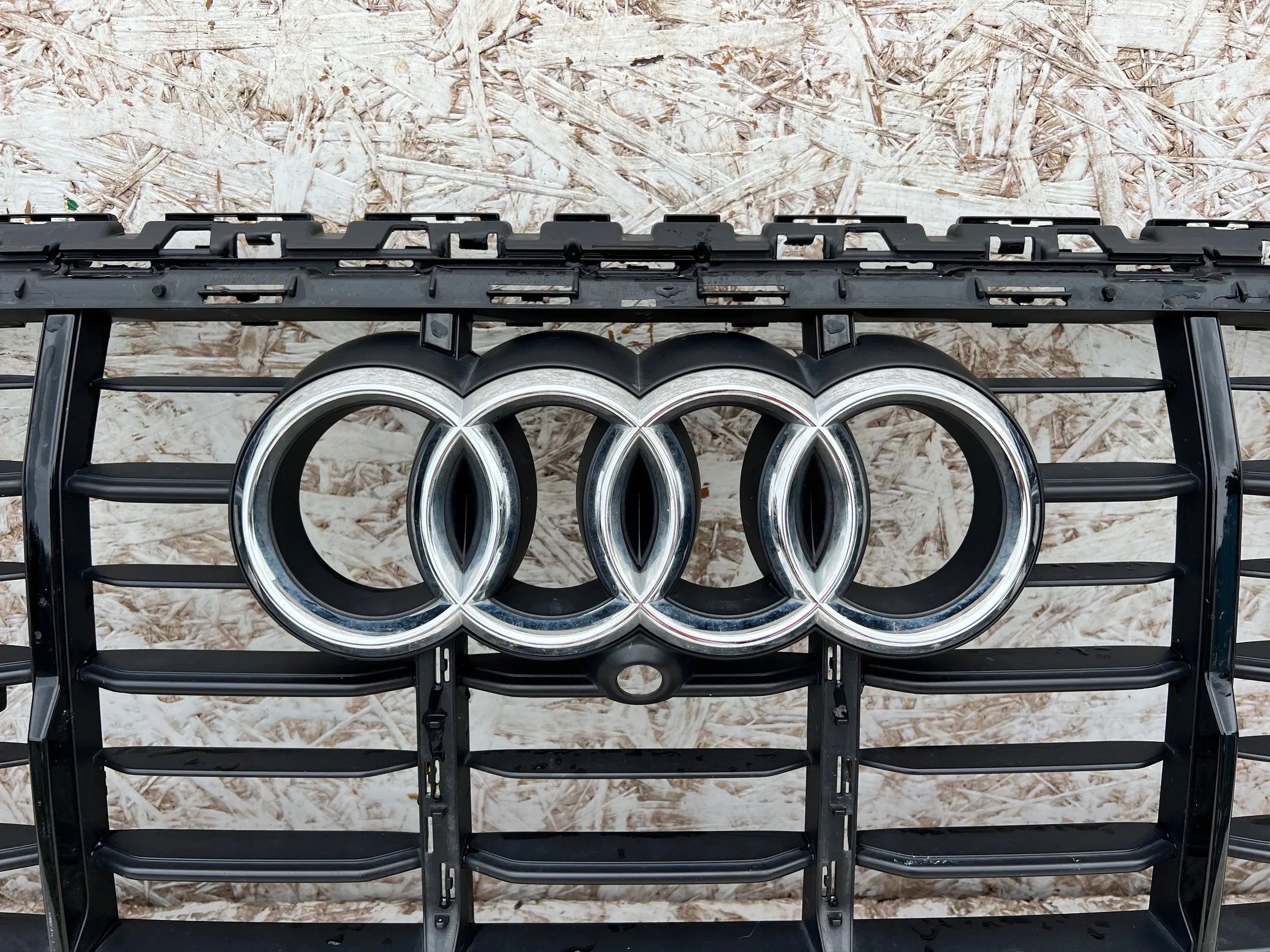 Kühlergrill Audi AM Q7 4M0 FRONTGRILL 4M0853651a Kühlergitter