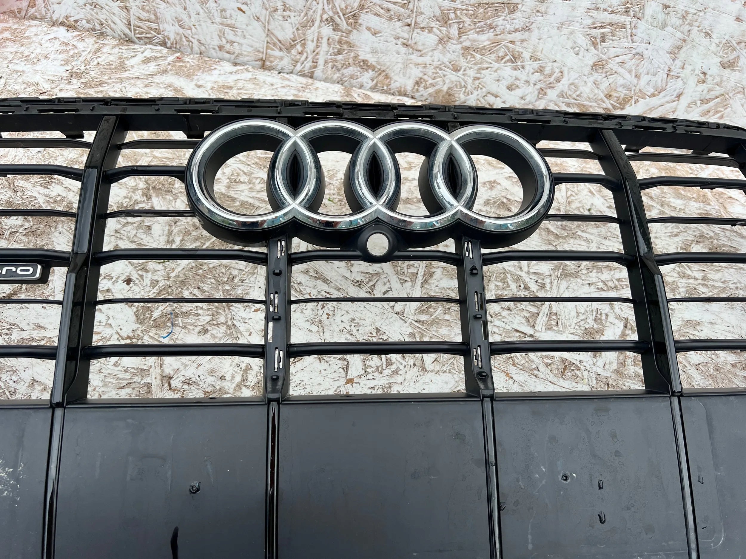 Kühlergrill Audi AM Q7 4M0 FRONTGRILL 4M0853651a Kühlergitter