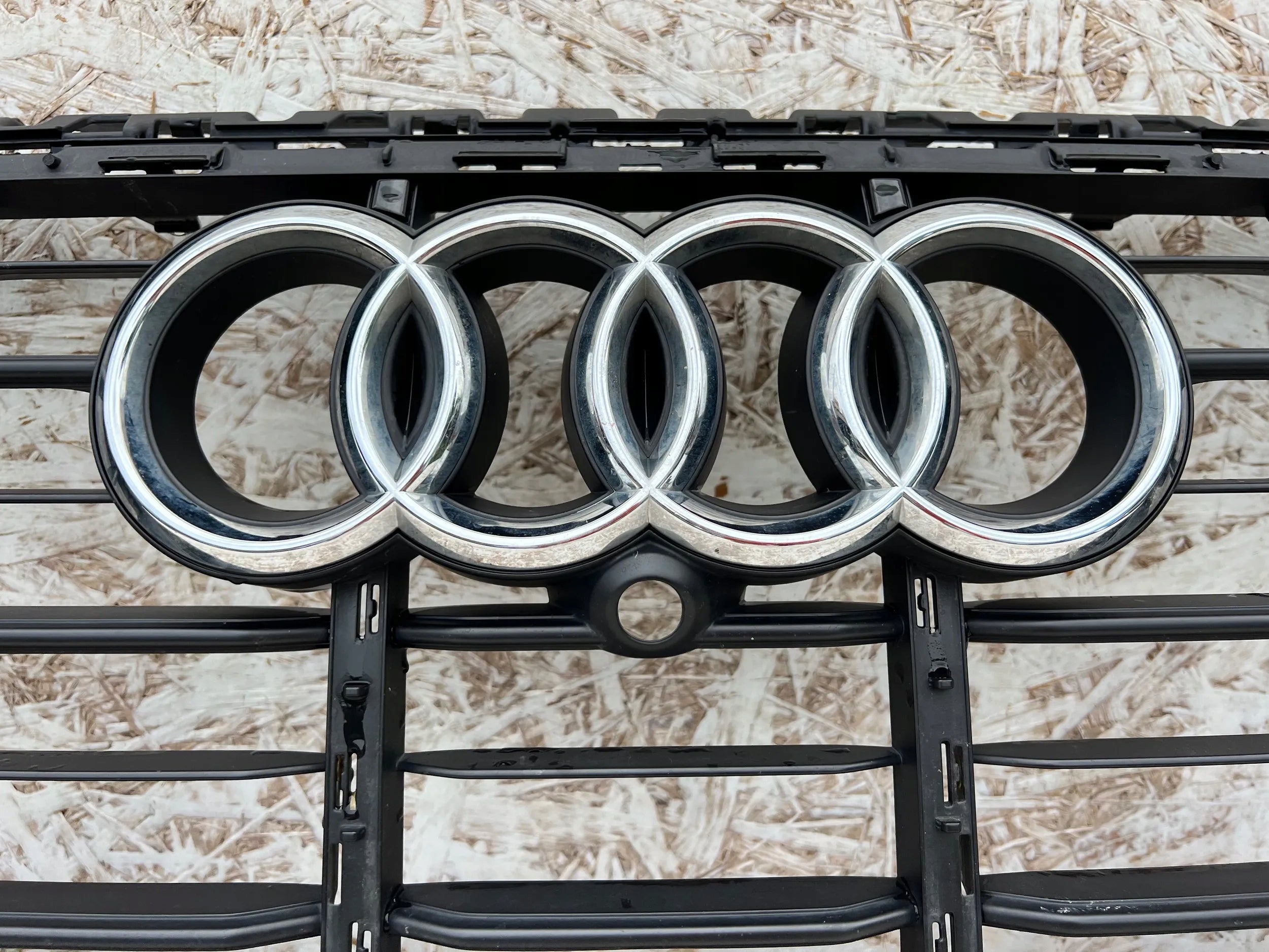 Kühlergrill Audi AM Q7 4M0 FRONTGRILL 4M0853651a Kühlergitter