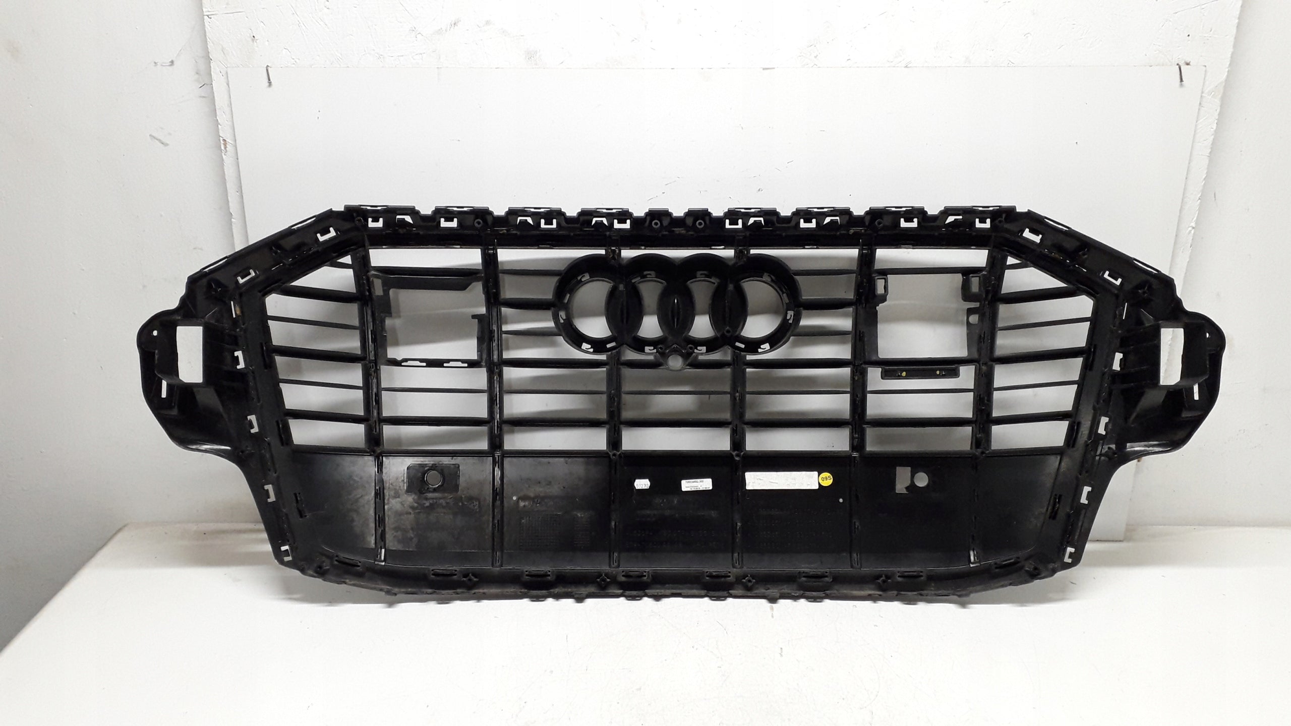 Kühlergrill Audi Q7 FRONTGRILL 81A853651AJ Kühlergitter