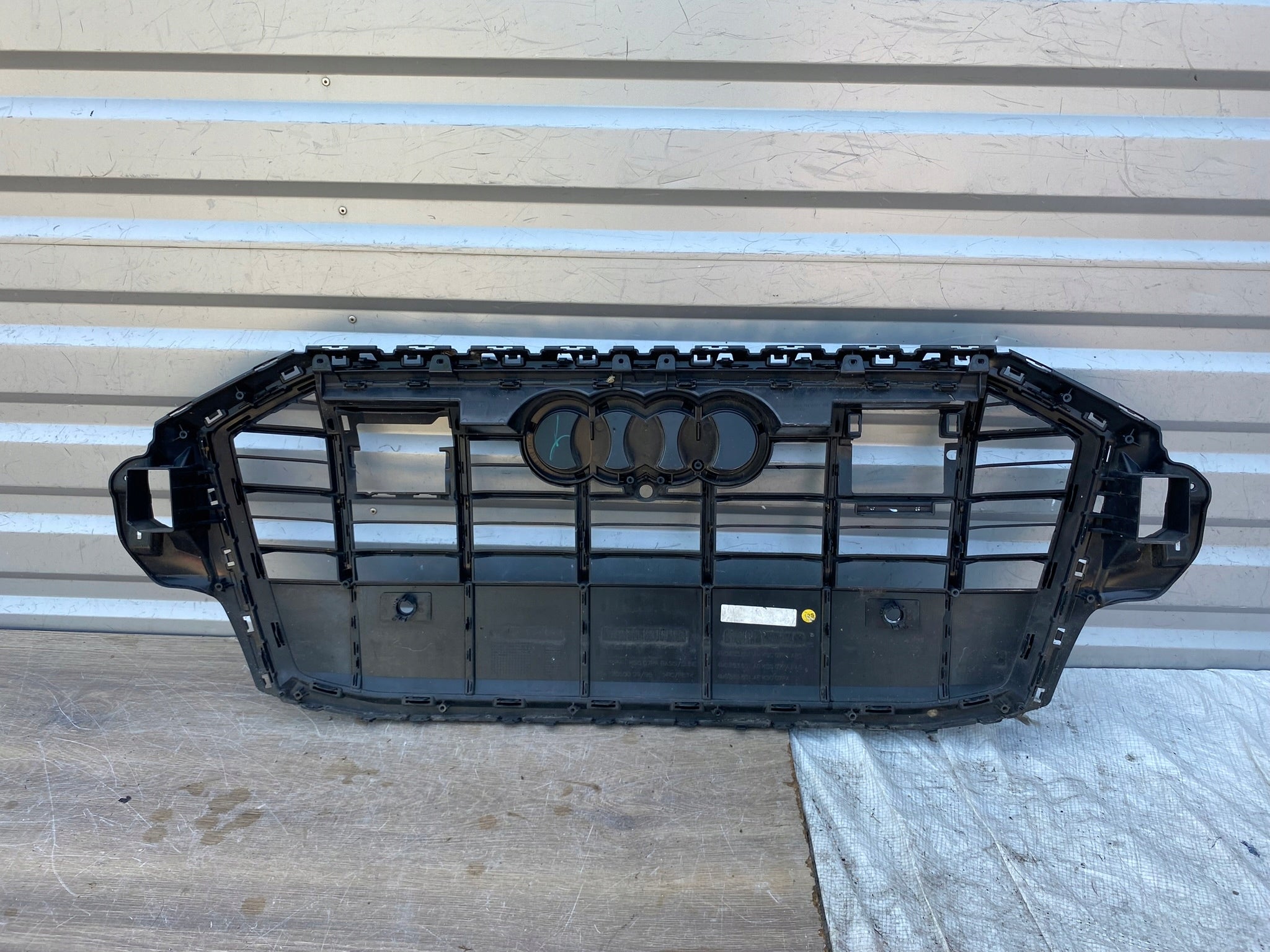 Kühlergrill Audi Q7 4M0 FRONTGRILL 4M0853651AJ Kühlergitter