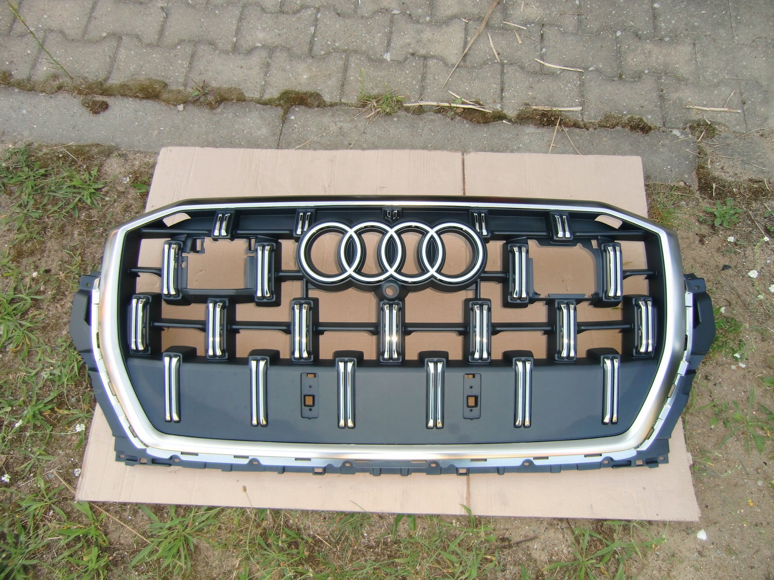  Kühlergrill Audi AM Q7 4M0 FRONTGRILL 4M0853651 Kühlergitter product image