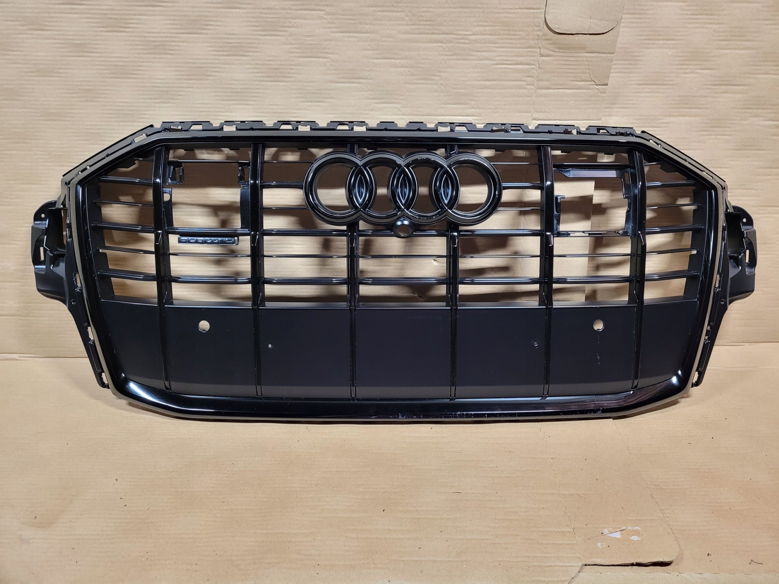 Kühlergrill Audi Q7 4M0 FRONTGRILL 4M0853651AJ Kühlergitter