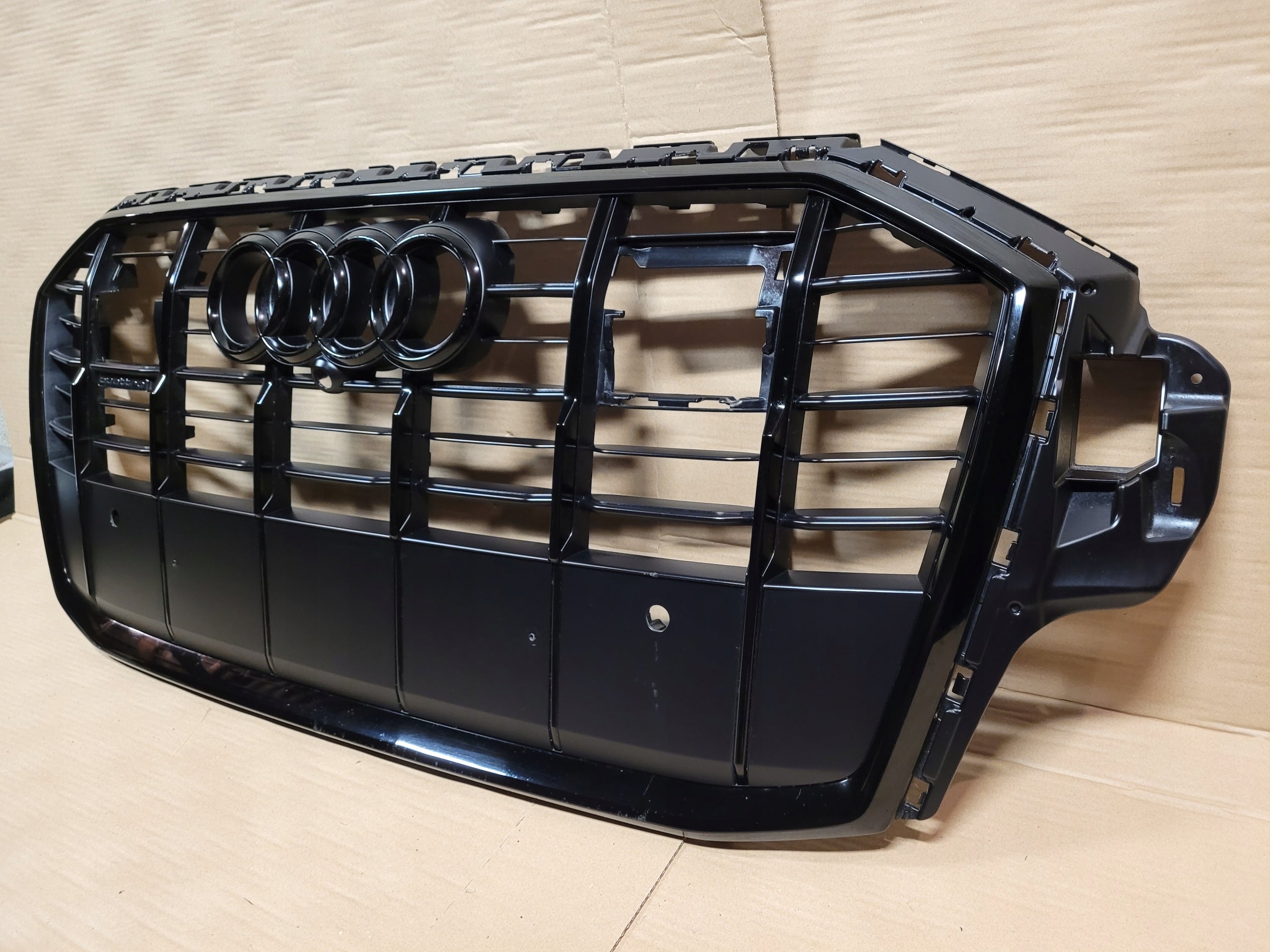 Kühlergrill Audi Q7 4M0 FRONTGRILL 4M0853651AJ Kühlergitter