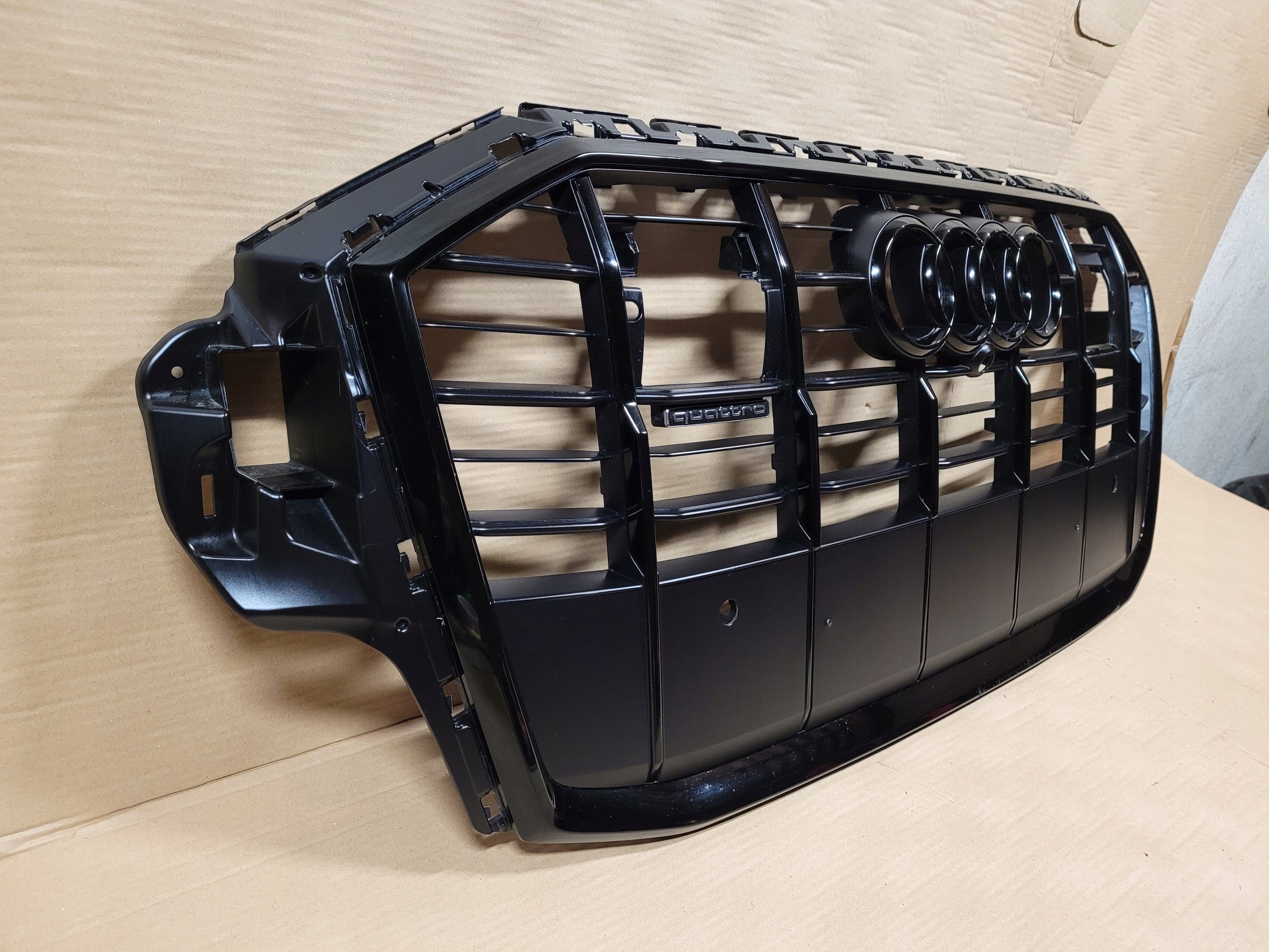 Kühlergrill Audi Q7 4M0 FRONTGRILL 4M0853651AJ Kühlergitter