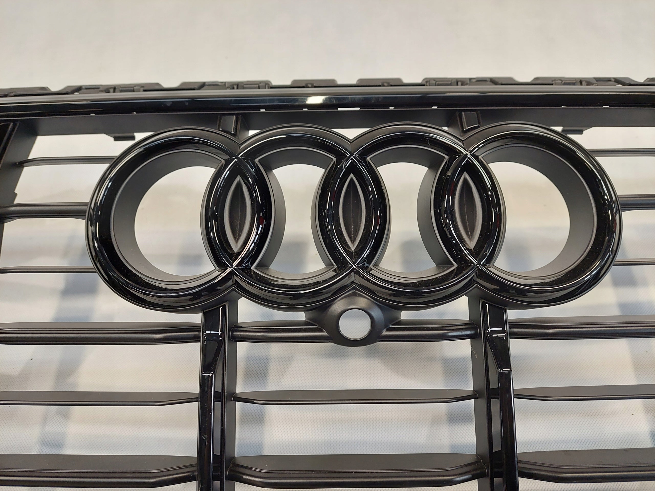 Kühlergrill Audi Q7 FRONTGRILL 4M0853651AH Kühlergitter