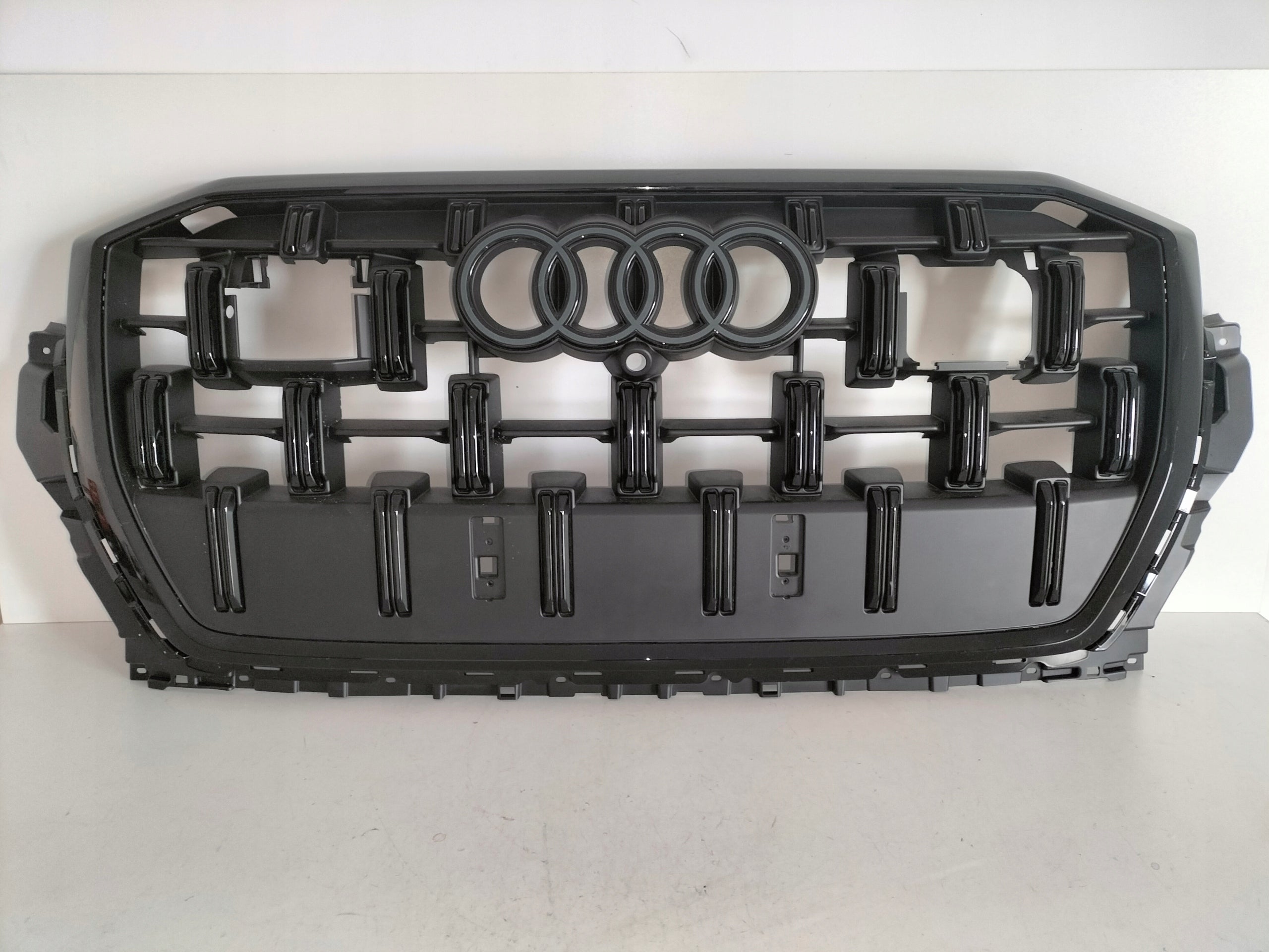 Kühlergrill Audi Q7 FRONTGRILL 4M0853651BL Kühlergitter