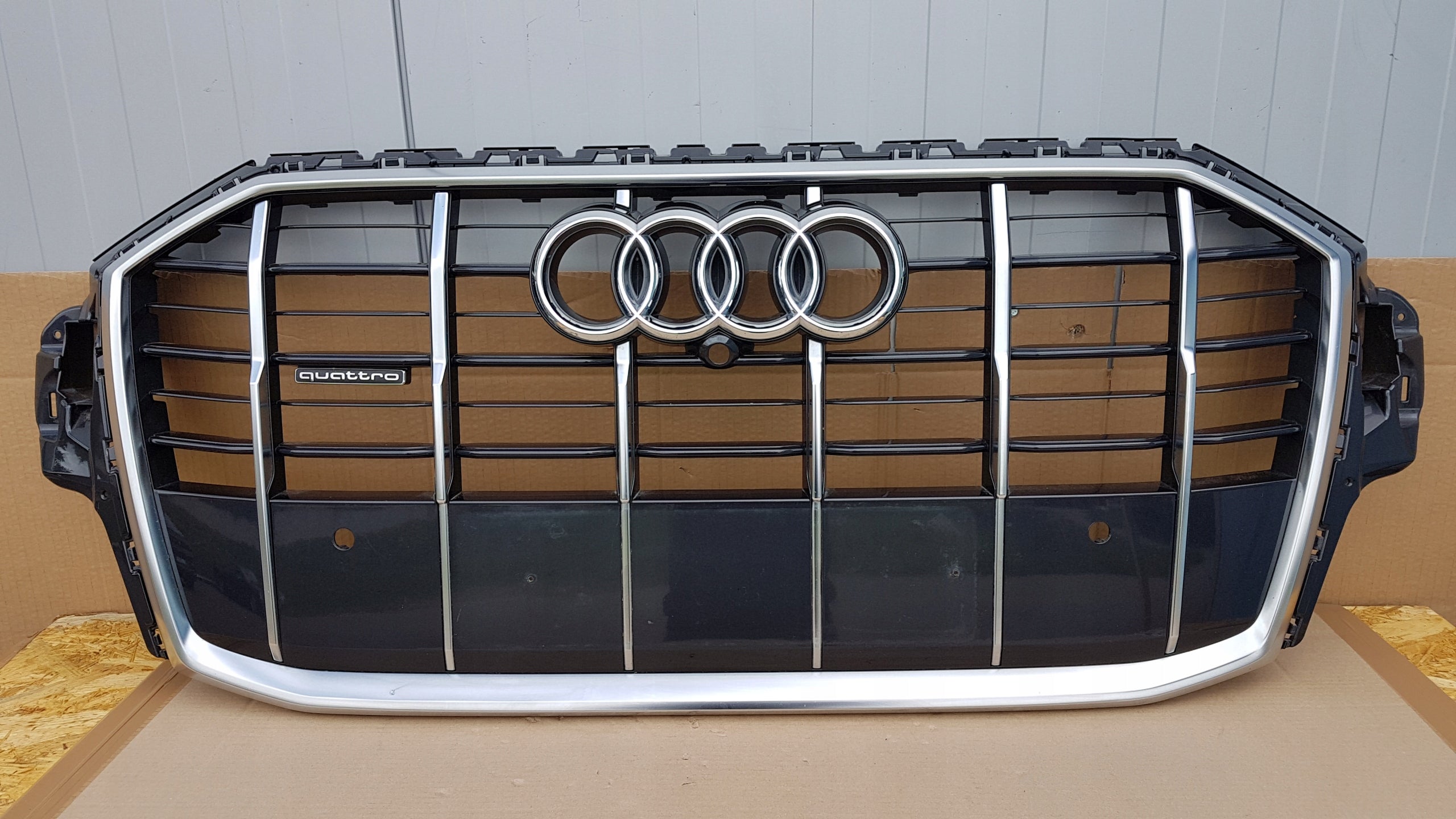 Kühlergrill Audi Q7 FRONTGRILL Kühlergitter