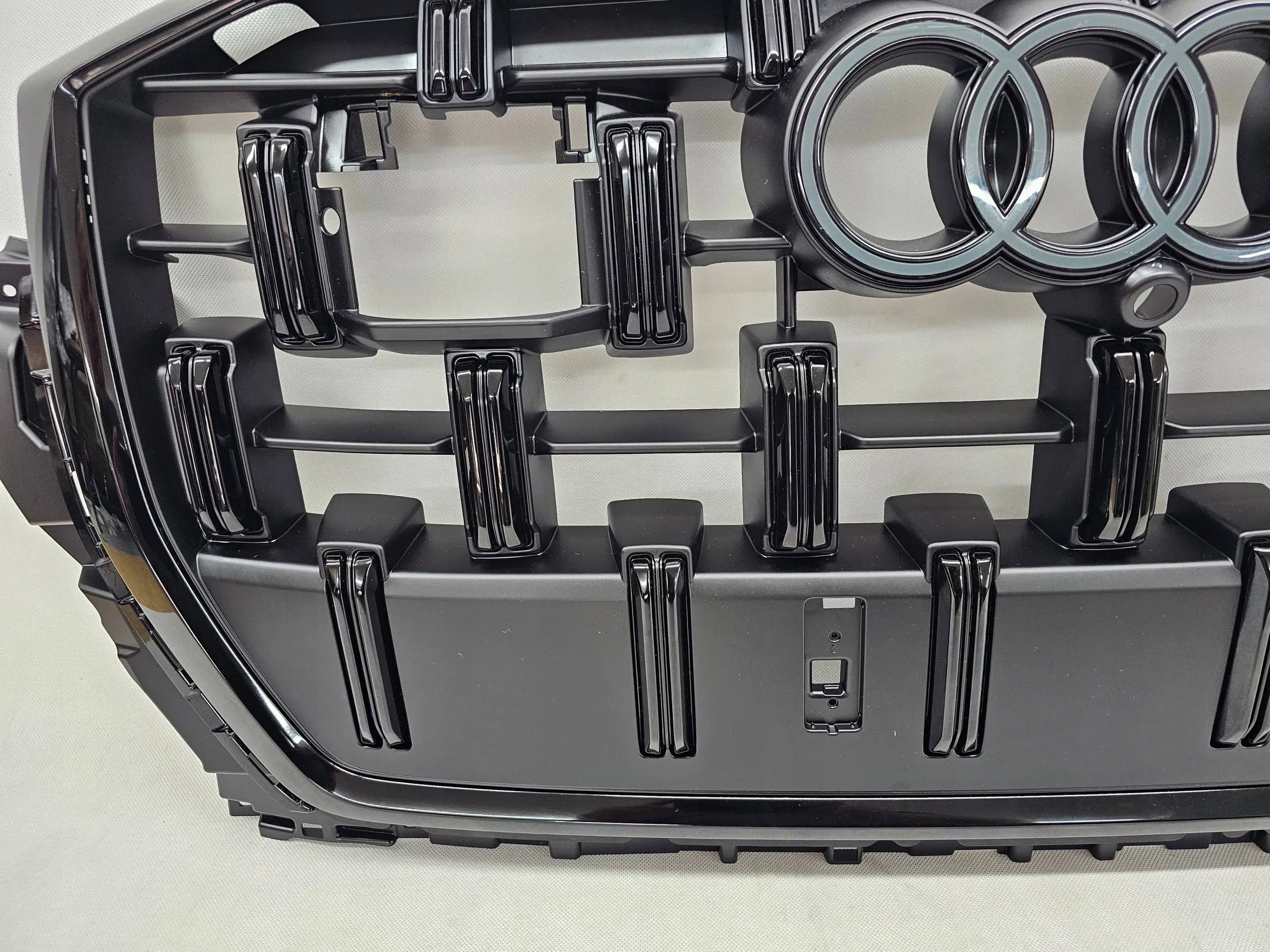 Kühlergrill Audi Q7 4M0 FRONTGRILL 4M0853651 Kühlergitter