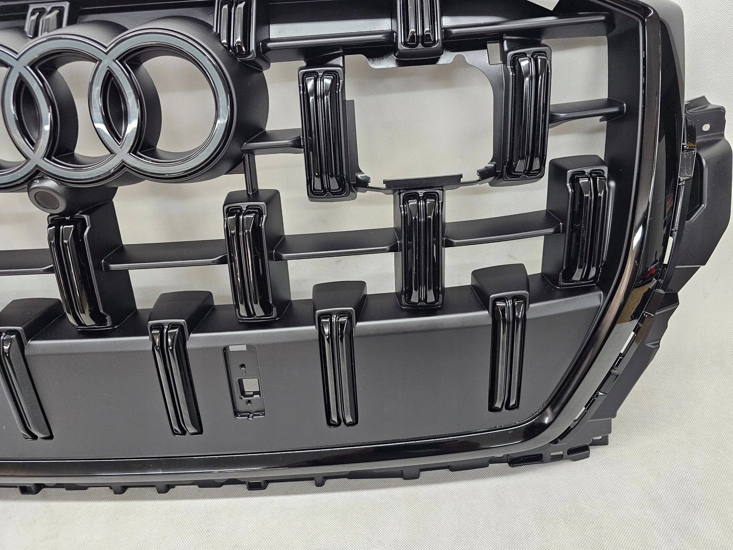 Kühlergrill Audi Q7 4M0 FRONTGRILL 4M0853651 Kühlergitter