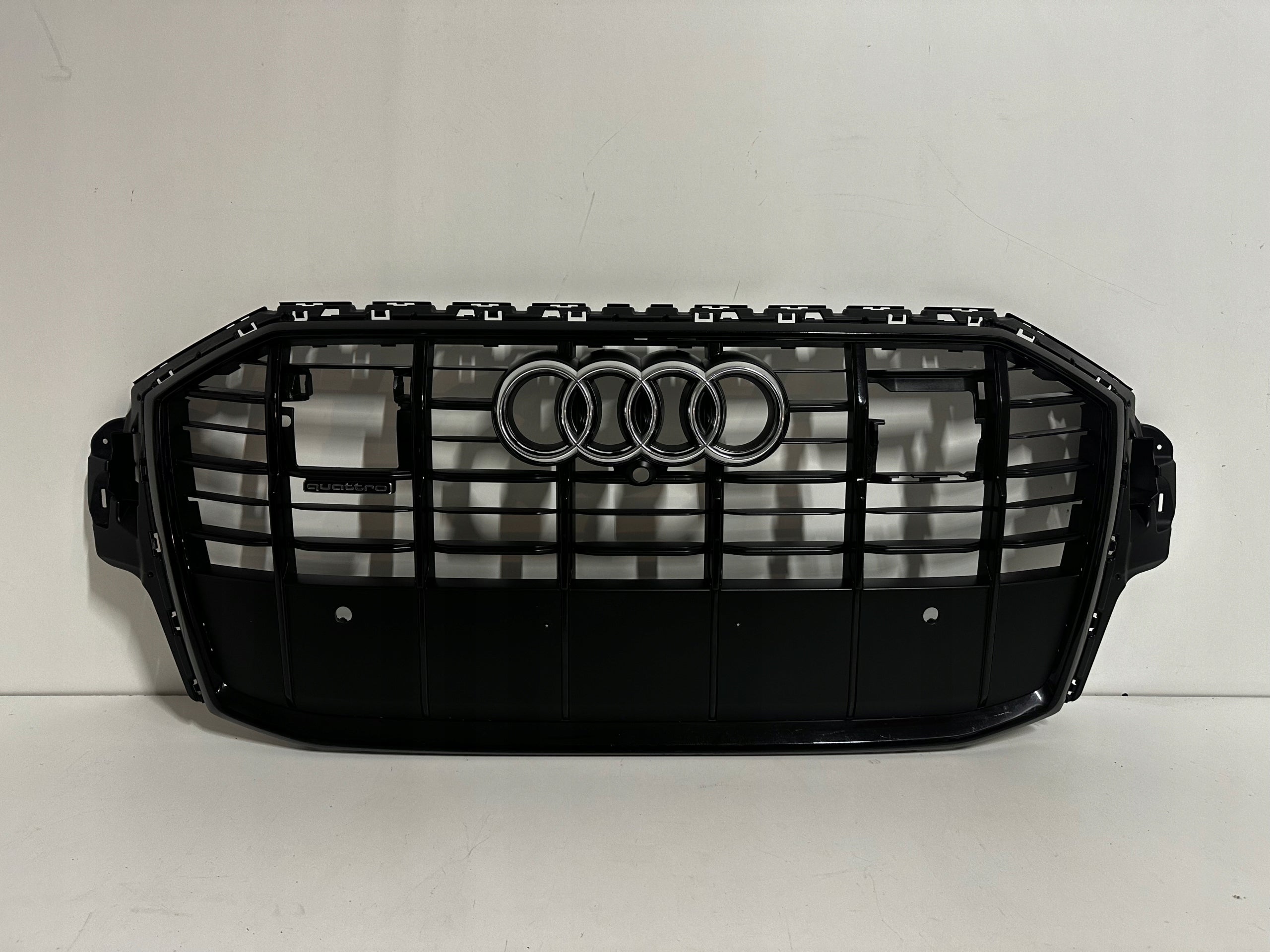 Kühlergrill Audi Q7 FRONTGRILL Kühlergitter