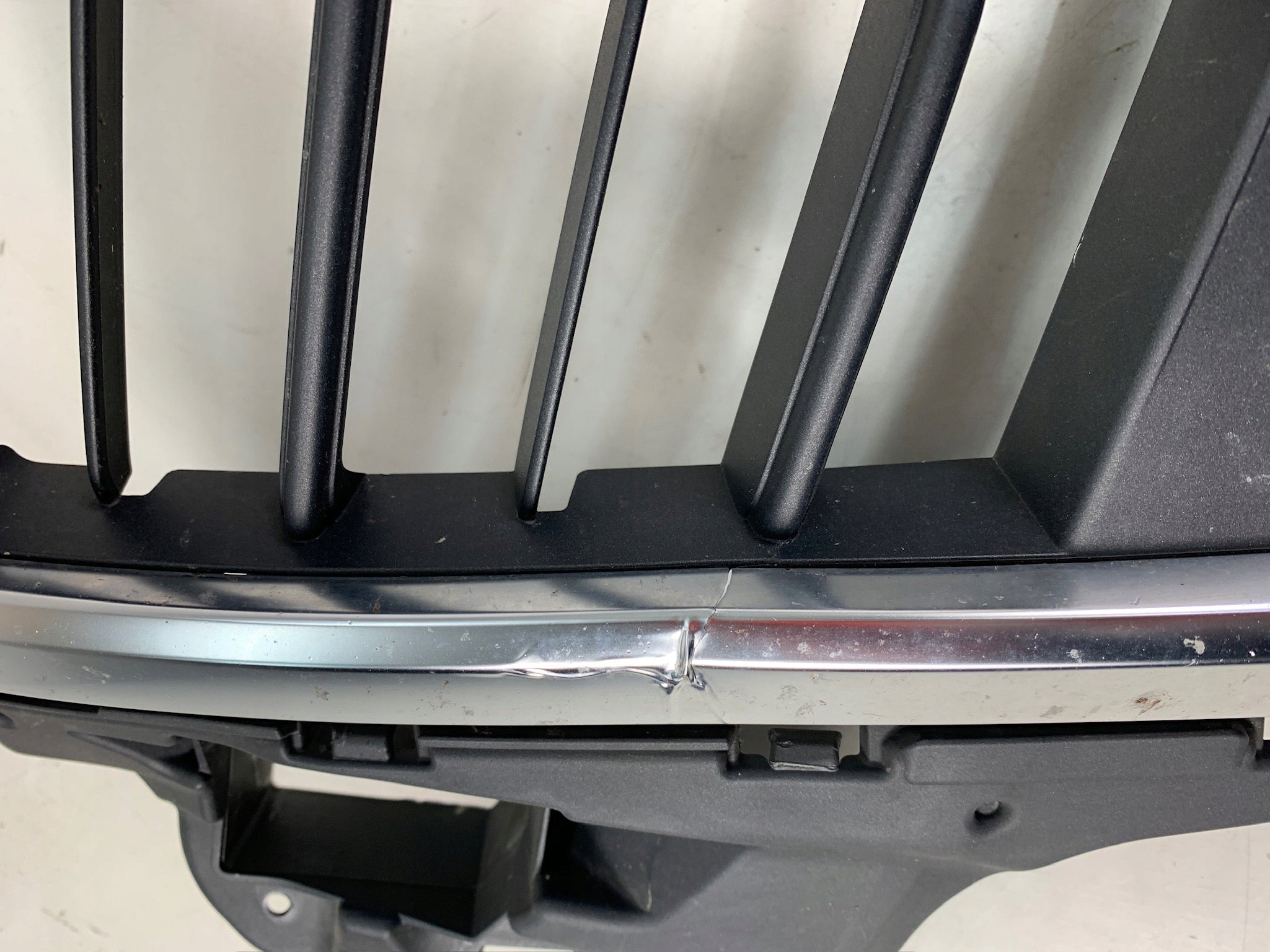 Kühlergrill Audi Q7 TT FRONTGRILL 4M0853651AJ Kühlergitter