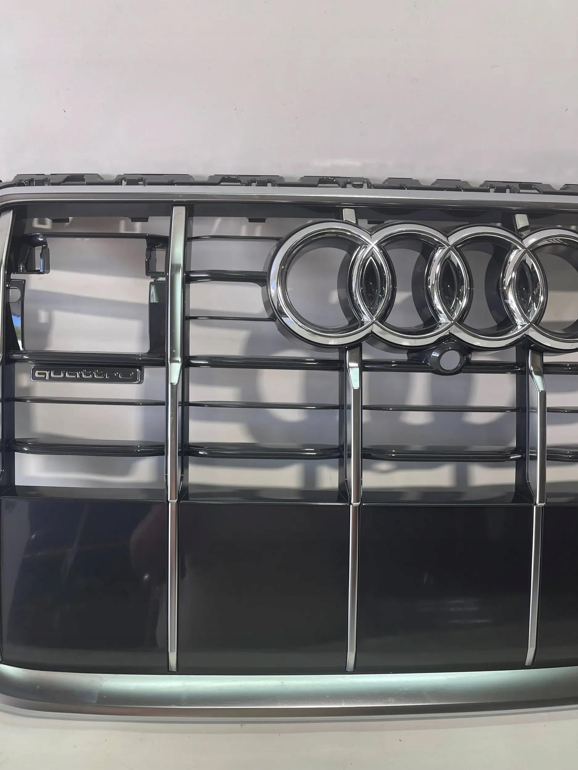 Kühlergrill Audi AM TT Q7 4M0 FRONTGRILL 4M0853651 Kühlergitter