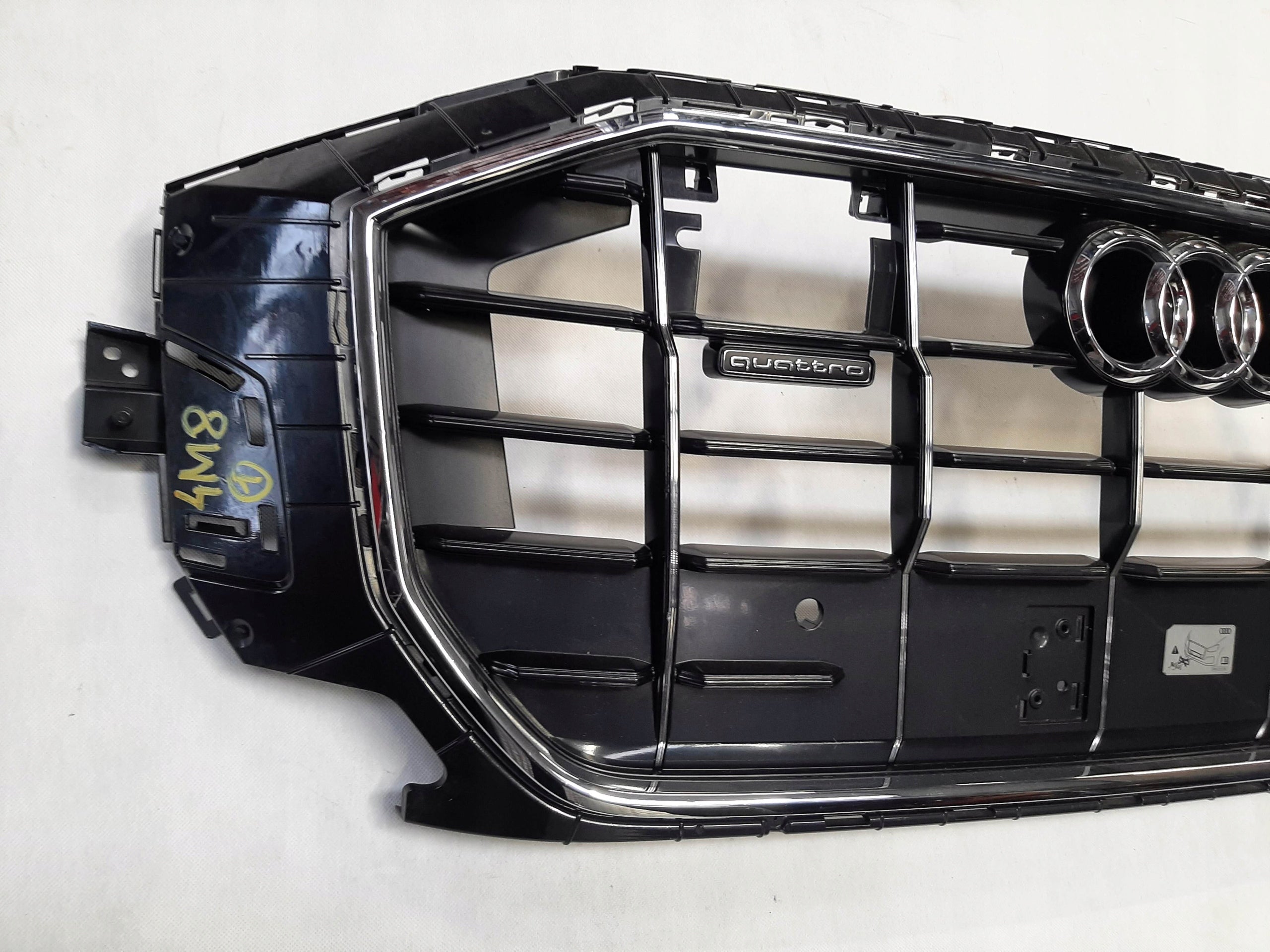 Kühlergrill Audi Q8 FRONTGRILL 4M8853651DE Kühlergitter