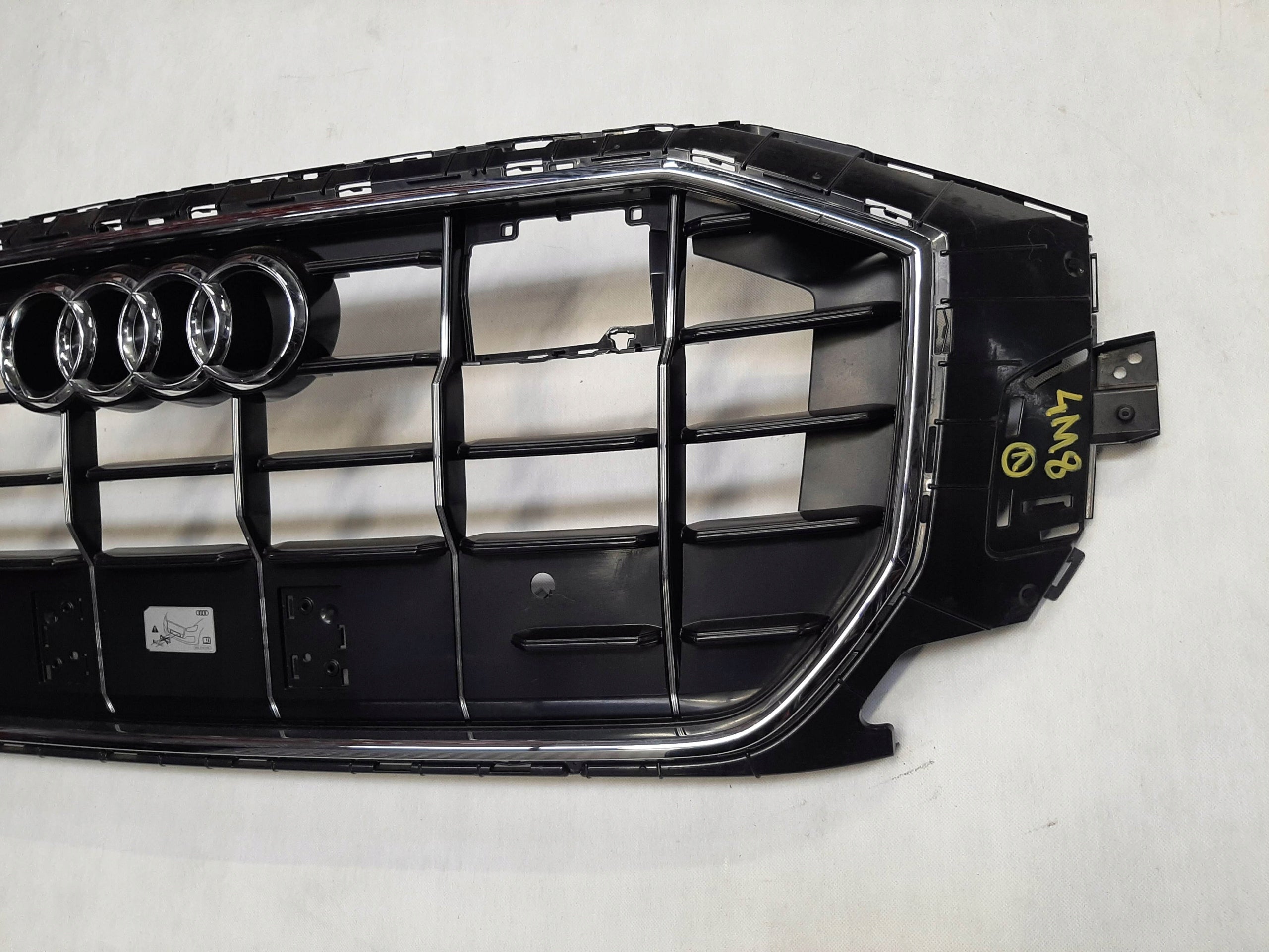 Kühlergrill Audi Q8 FRONTGRILL 4M8853651DE Kühlergitter