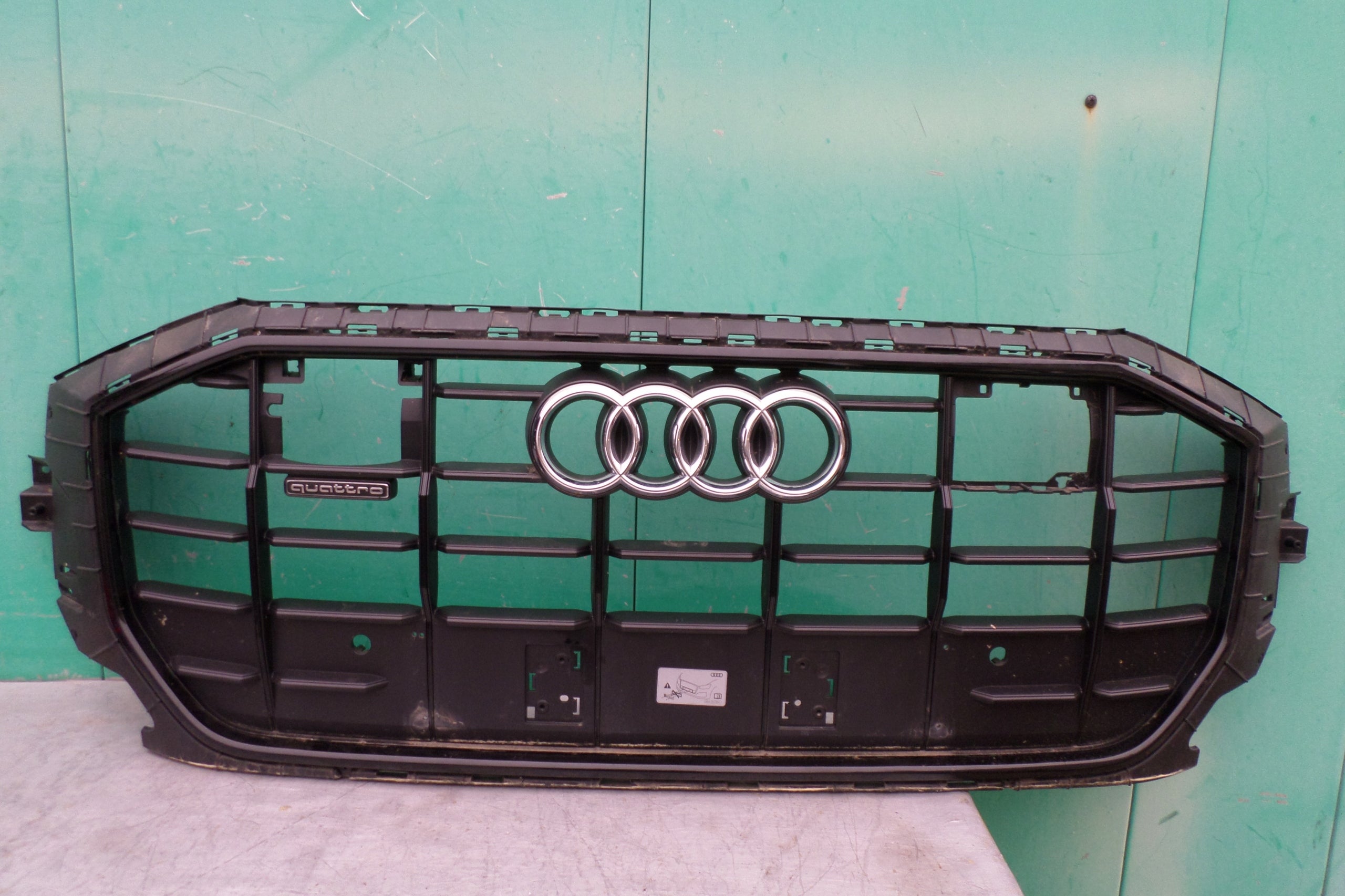 Kühlergrill Audi Q8 4M8 FRONTGRILL 4M88536514M Kühlergitter