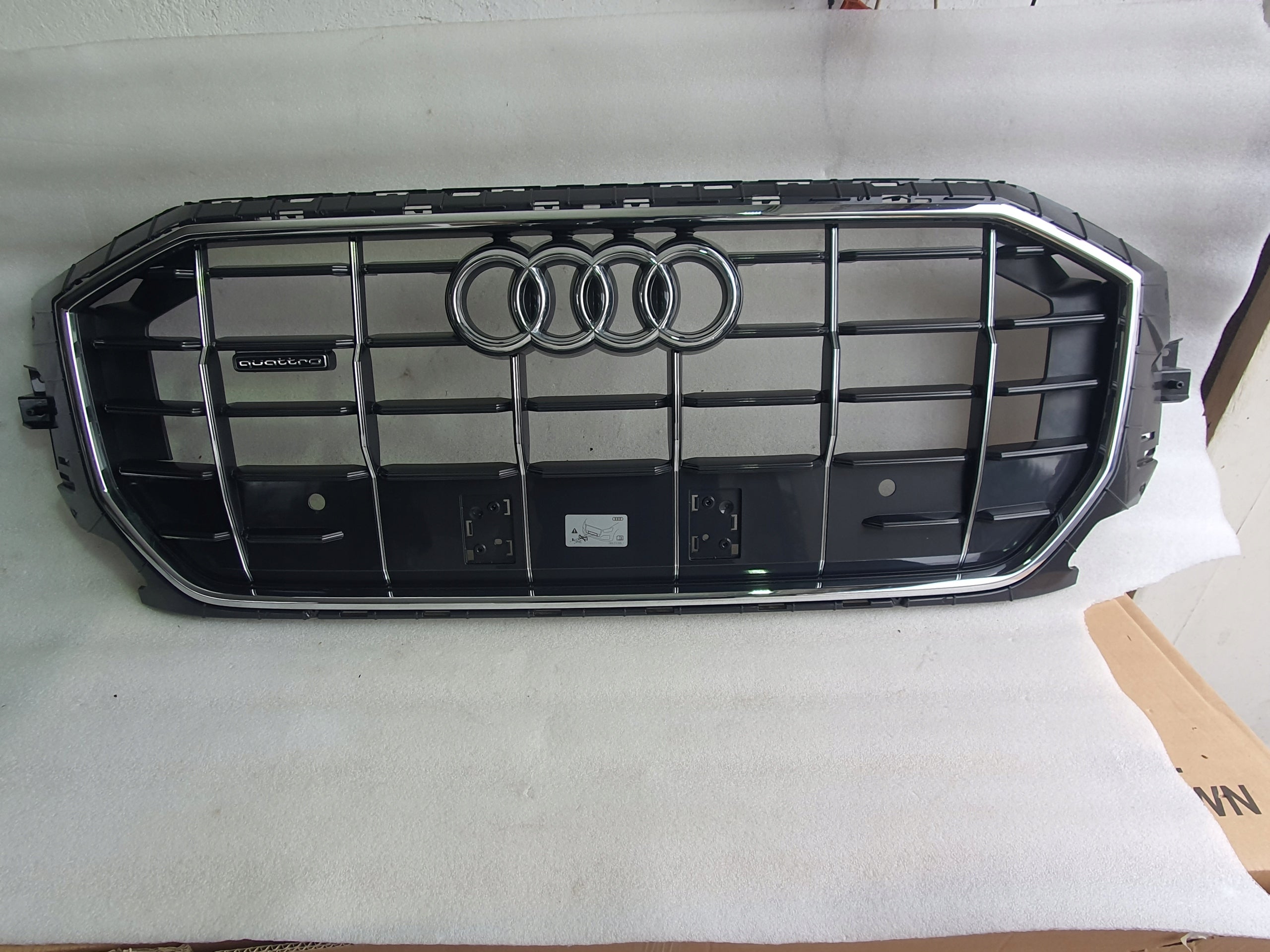 Kühlergrill Audi Q8 4M8 FRONTGRILL 4M88536514M Kühlergitter