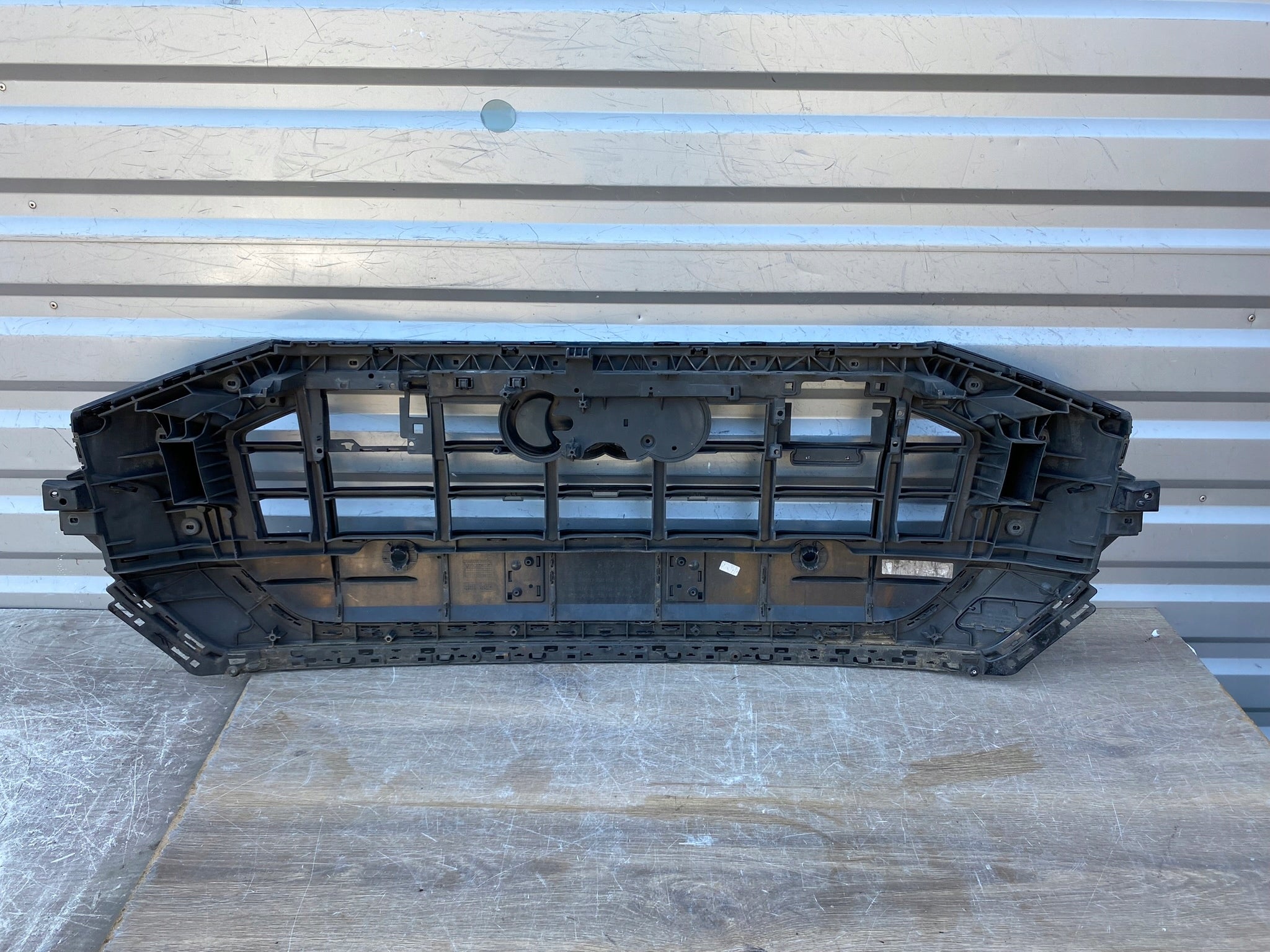 Kühlergrill Audi Q8 4M8 FRONTGRILL 4M8853651DS Kühlergitter