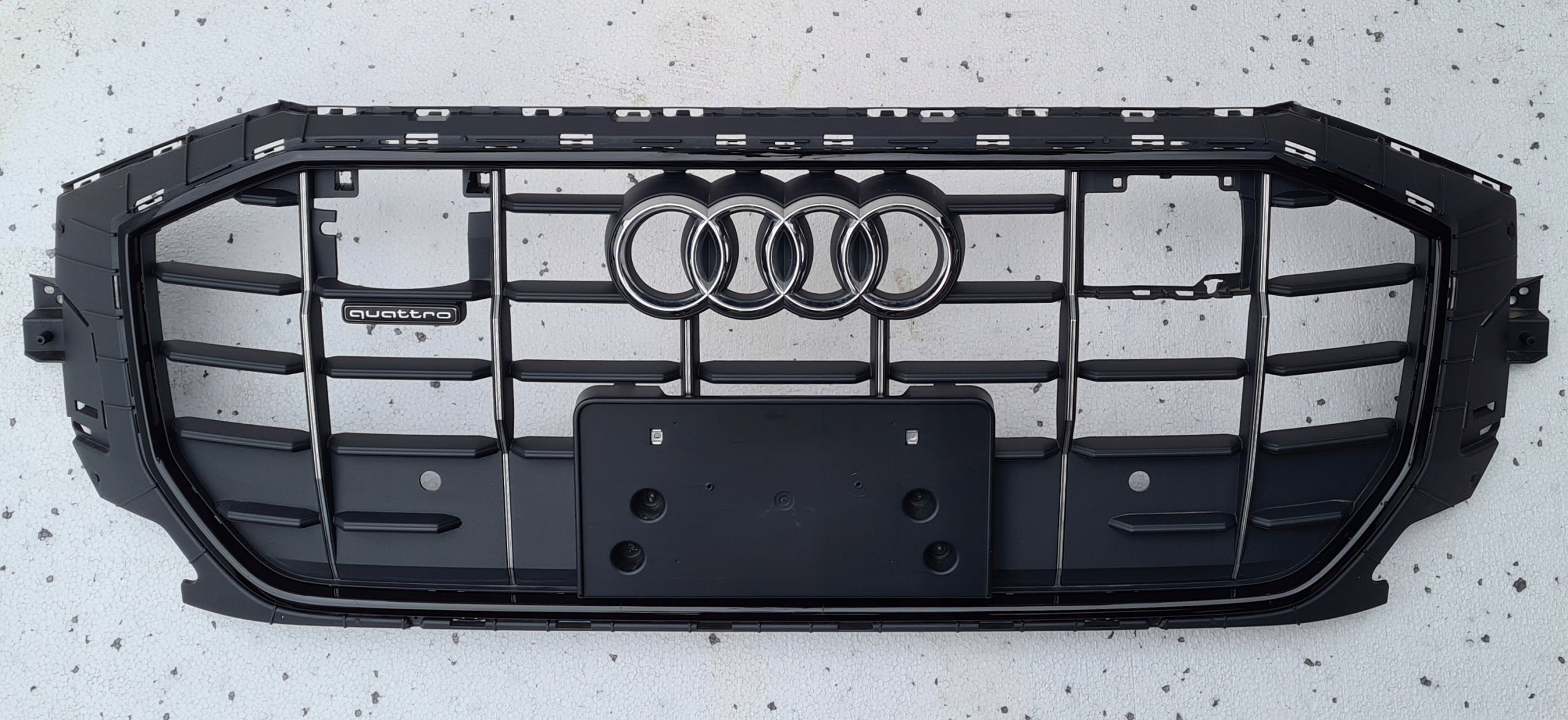 Kühlergrill Audi Q8 FRONTGRILL 4M8853651DA Kühlergitter