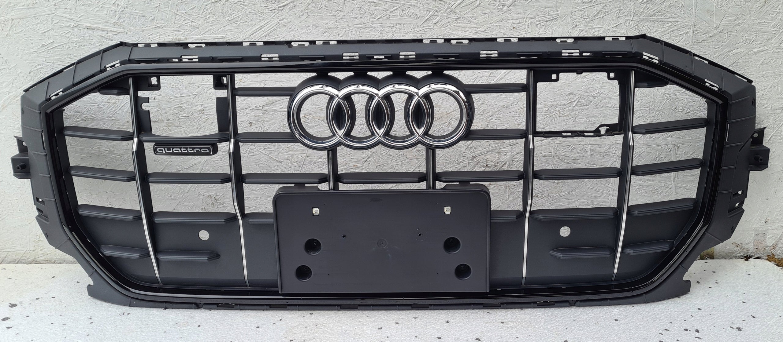 Kühlergrill Audi Q8 FRONTGRILL 4M8853651DA Kühlergitter