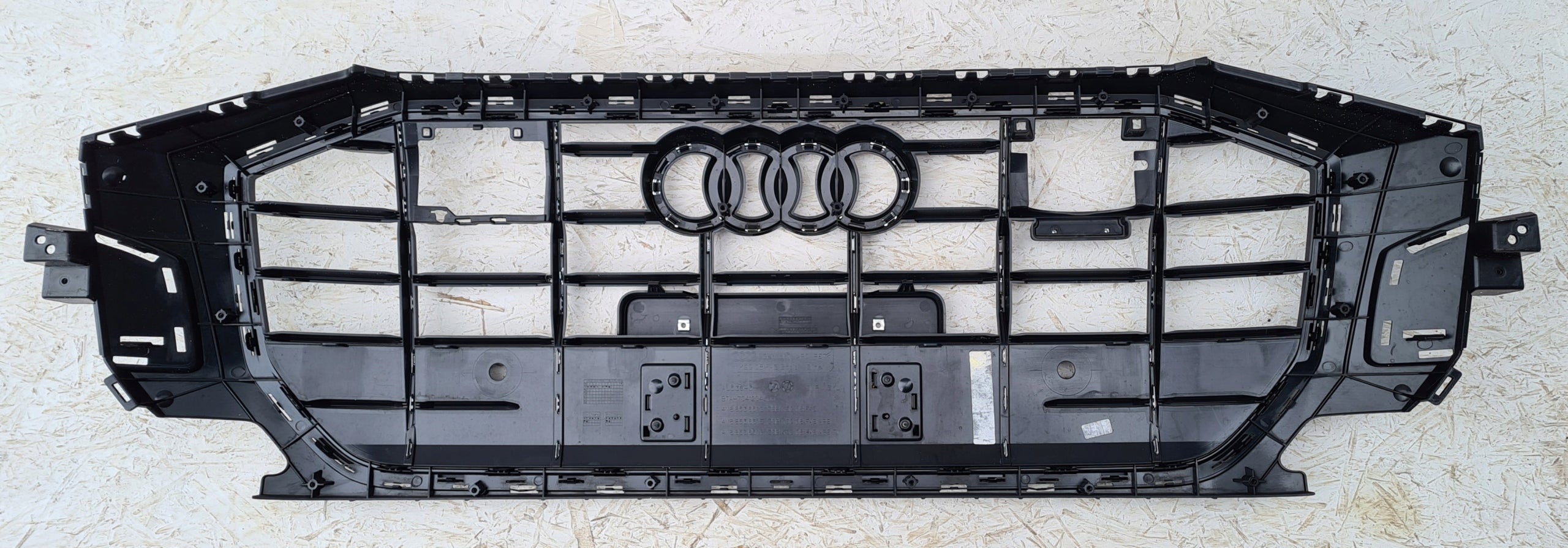 Kühlergrill Audi Q8 FRONTGRILL 4M8853651DA Kühlergitter