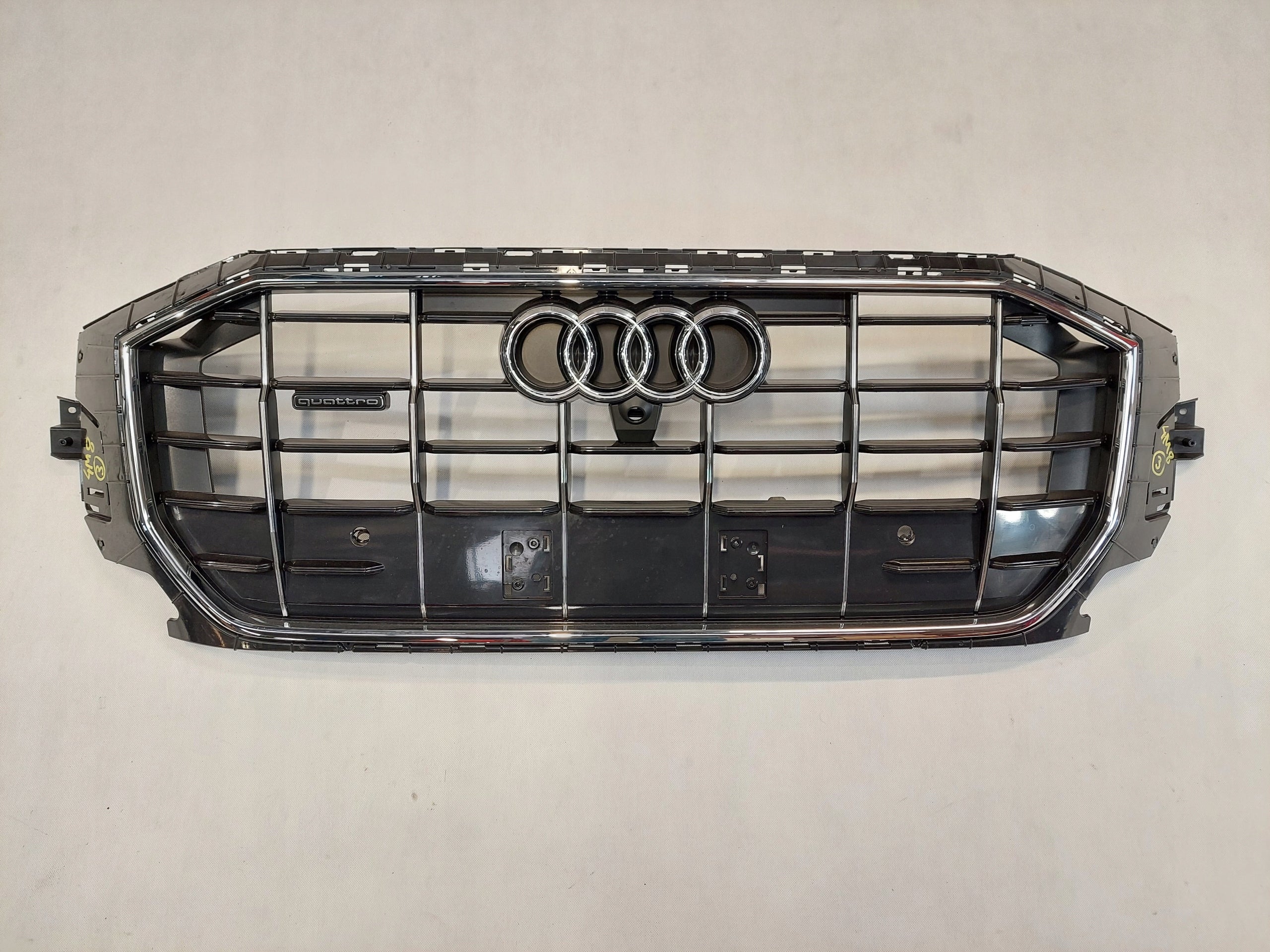 Kühlergrill Audi Q8 4M8 FRONTGRILL 4M88536514M Kühlergitter