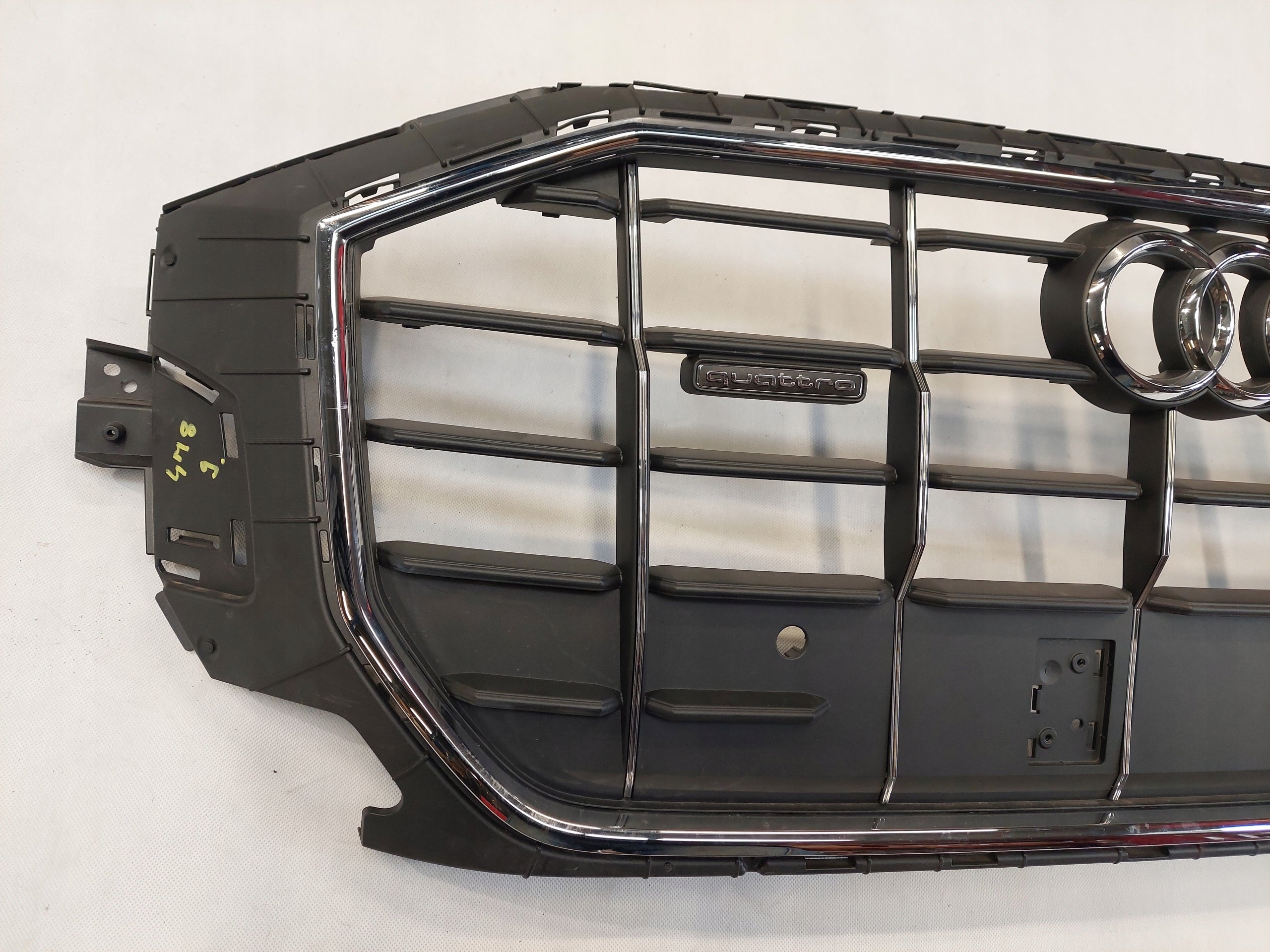 Kühlergrill Audi Q8 4M8 FRONTGRILL 4M88536514M Kühlergitter