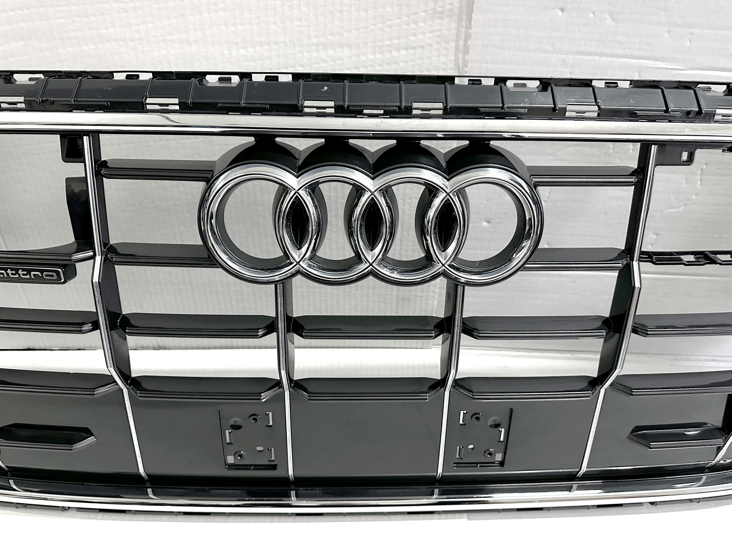 Kühlergrill Audi Q8 4M8 FRONTGRILL 4M8853651DE Kühlergitter