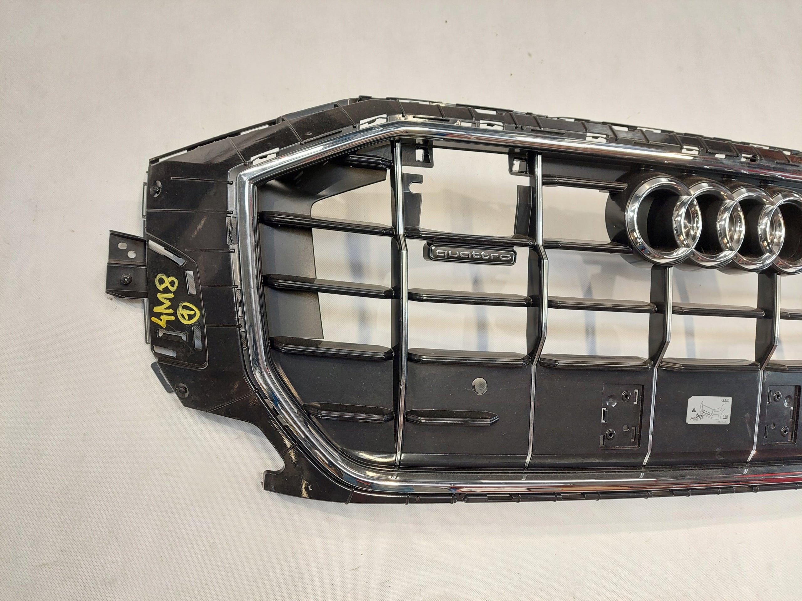 Kühlergrill Audi Q8 4M8 FRONTGRILL 4M8853651DE Kühlergitter