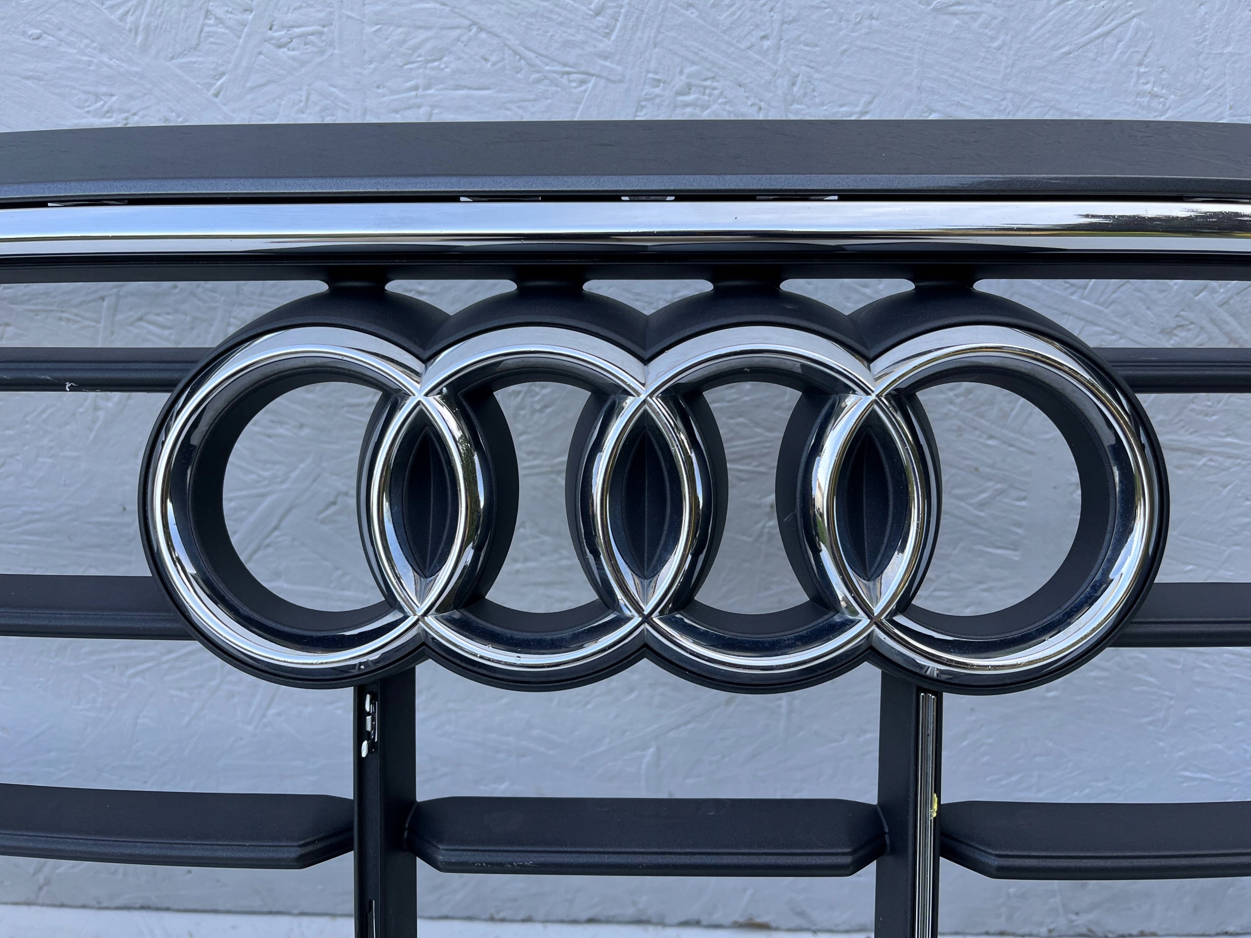 Kühlergrill Audi Q8 4M8 FRONTGRILL 4M8853651DA Kühlergitter