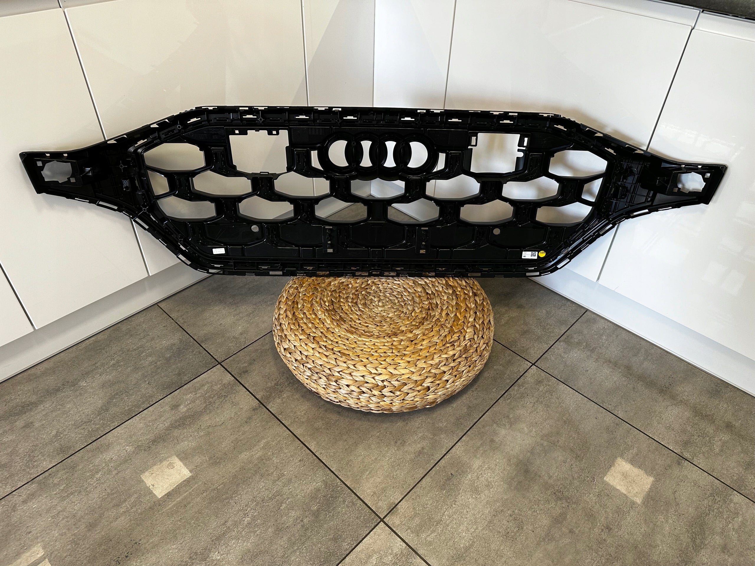 Kühlergrill Audi Q8 4M8 FRONTGRILL Kühlergitter