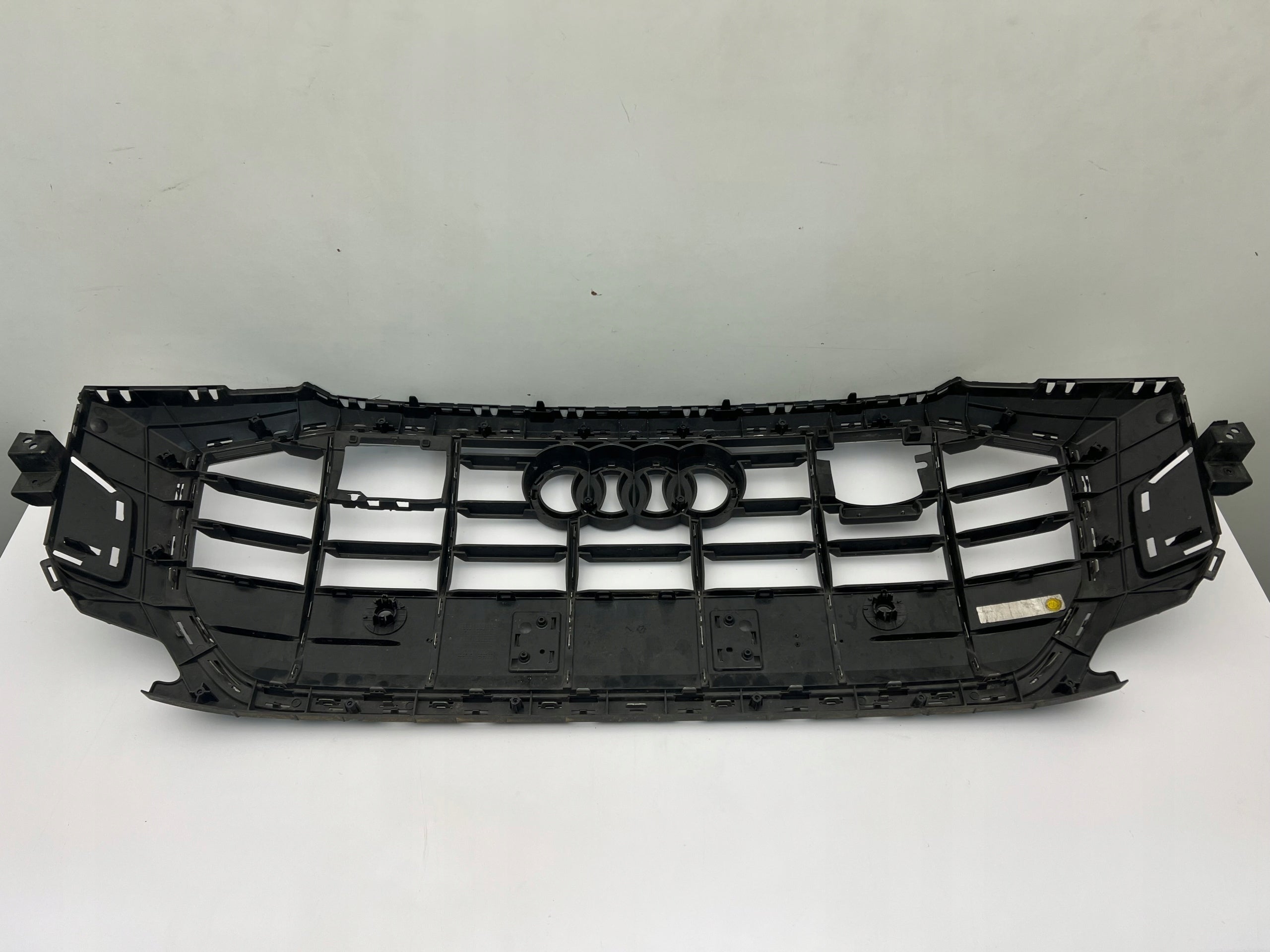 Kühlergrill Audi Q8 FRONTGRILL Kühlergitter