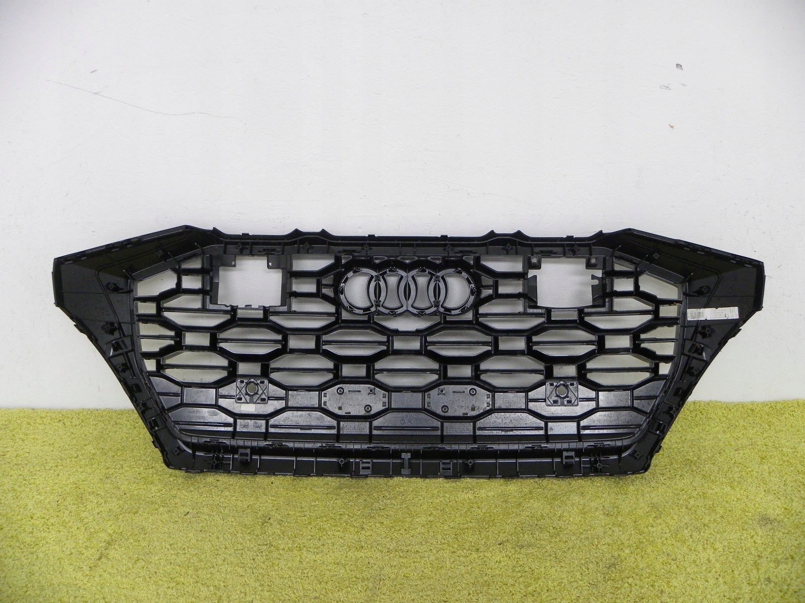 Kühlergrill Audi RSQ8 RS Q8 FRONTGRILL 4M8853651BL Kühlergitter