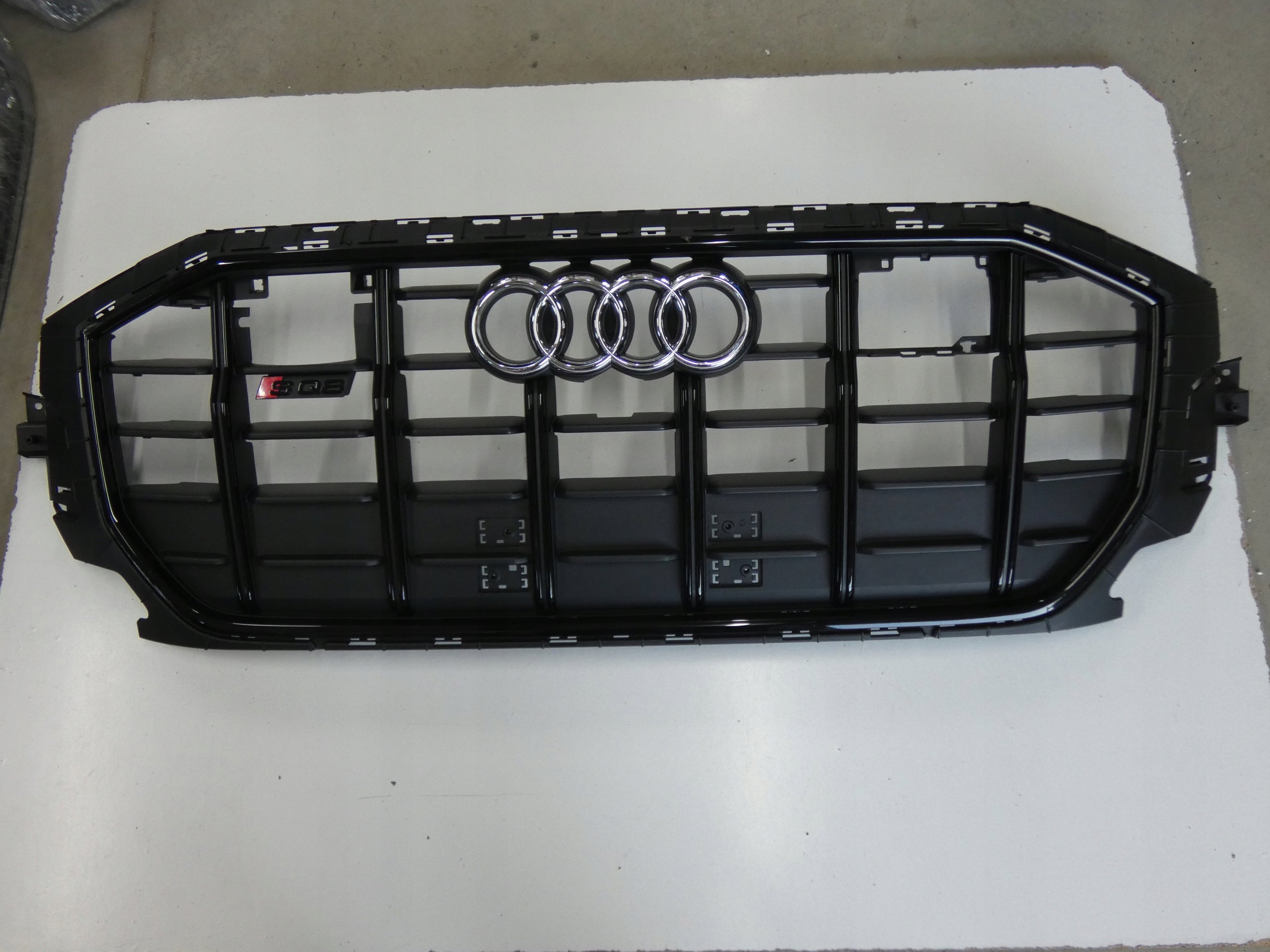 Kühlergrill Audi SQ8 FRONTGRILL 4M8853651AT Kühlergitter