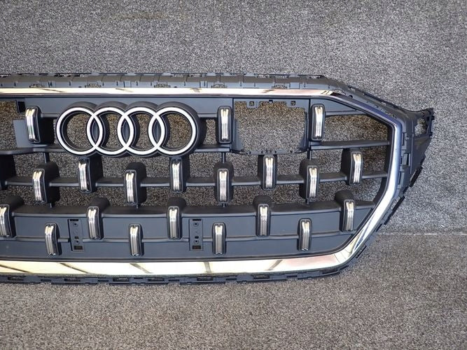 Kühlergrill Audi SQ8 FRONTGRILL 4M8853651CF Kühlergitter