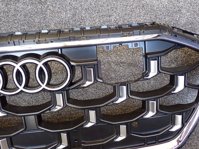 Kühlergrill Audi SQ8 FRONTGRILL 4M8853651CK Kühlergitter