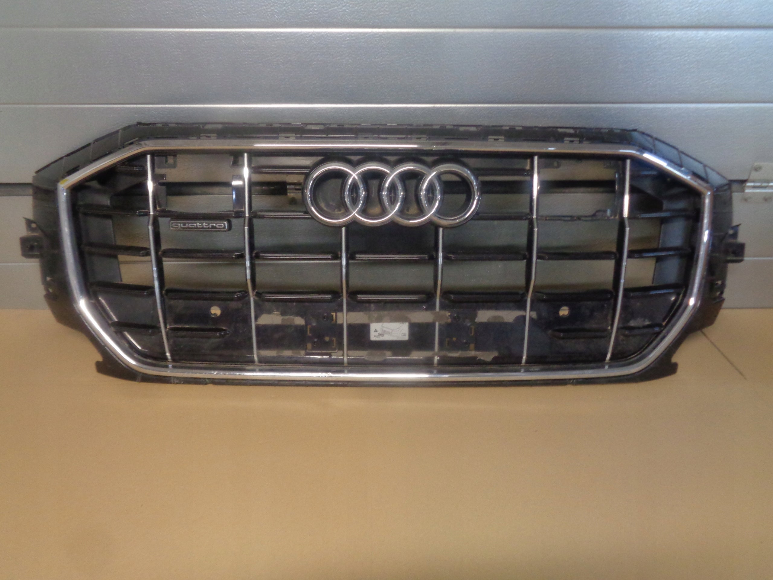 Kühlergrill Audi Q8 SQ8 FRONTGRILL 4N8853651AF Kühlergitter