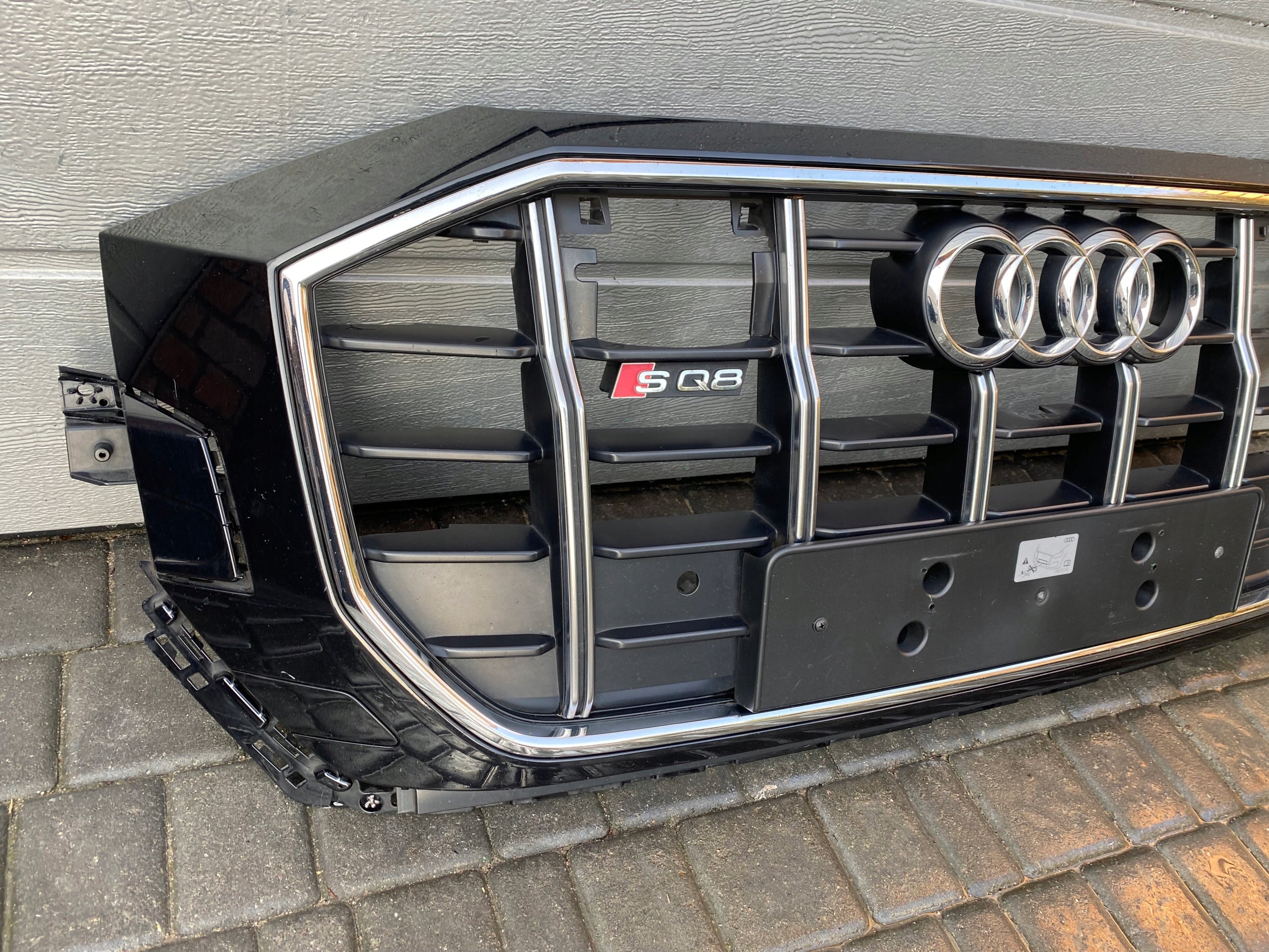 Kühlergrill Audi SQ8 FRONTGRILL 4M8853651at Kühlergitter