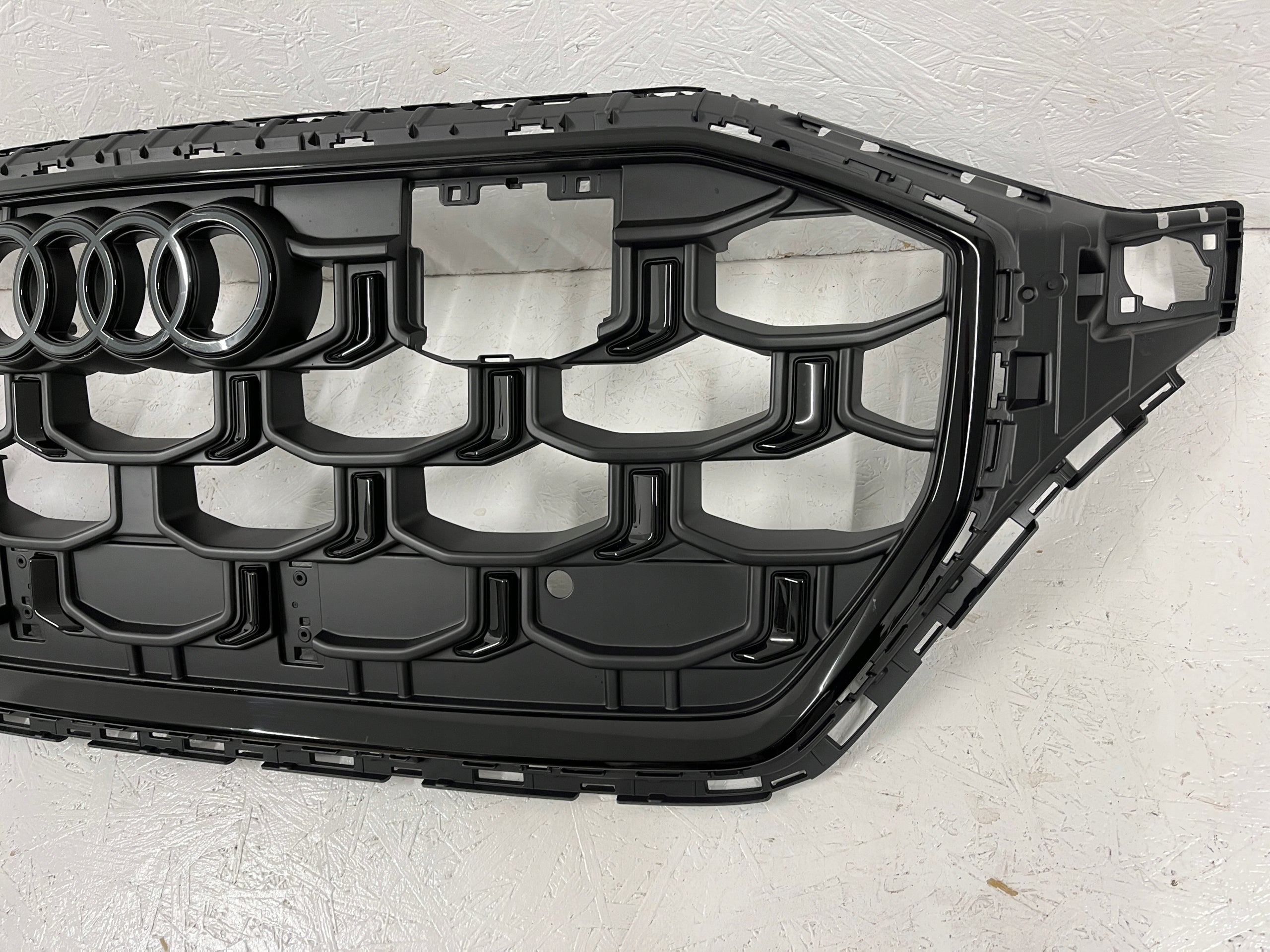 Kühlergrill Audi SQ8 FRONTGRILL 4M8853651BS Kühlergitter