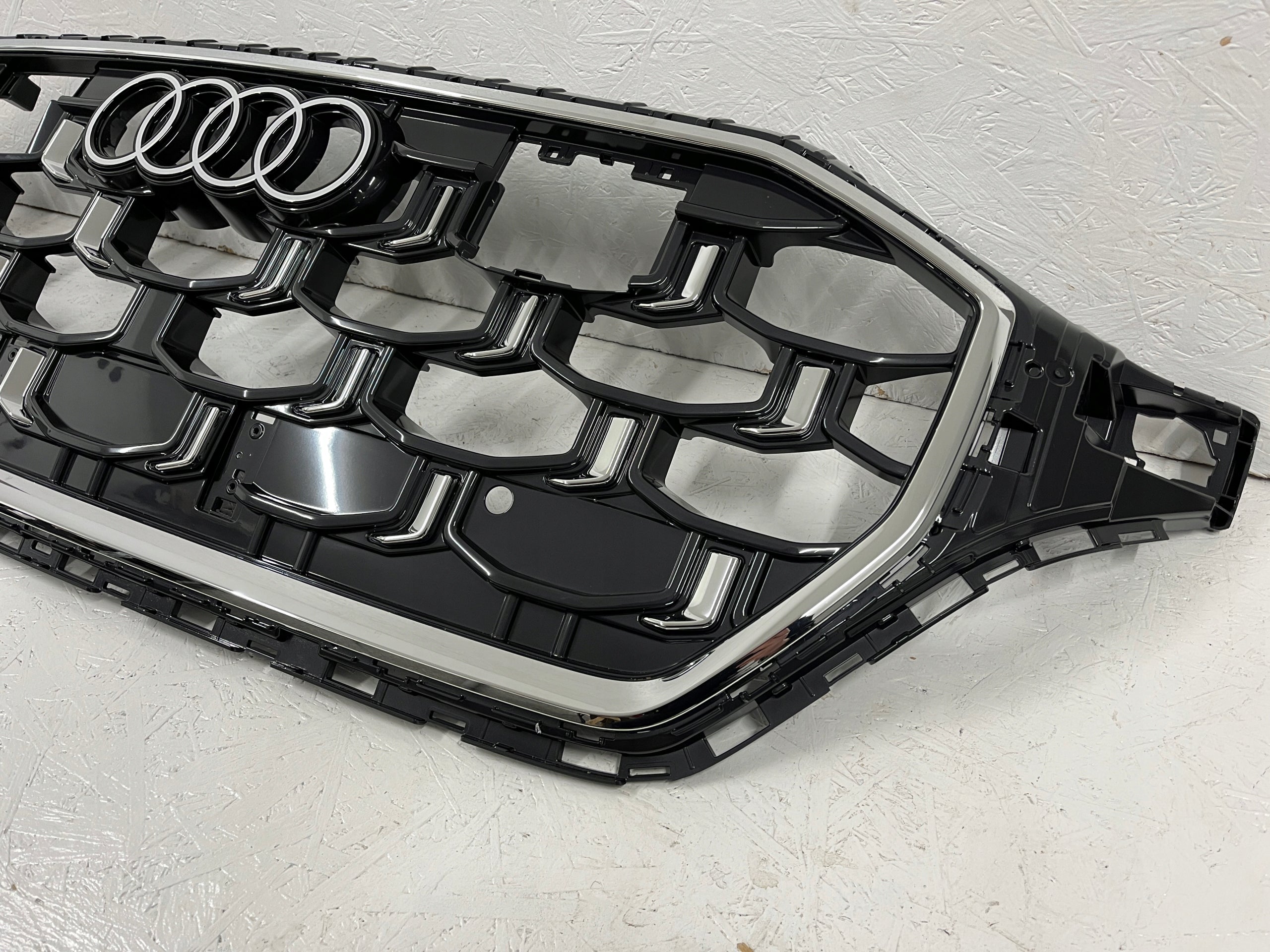 Kühlergrill Audi SQ8 FRONTGRILL 4M8853651BS Kühlergitter