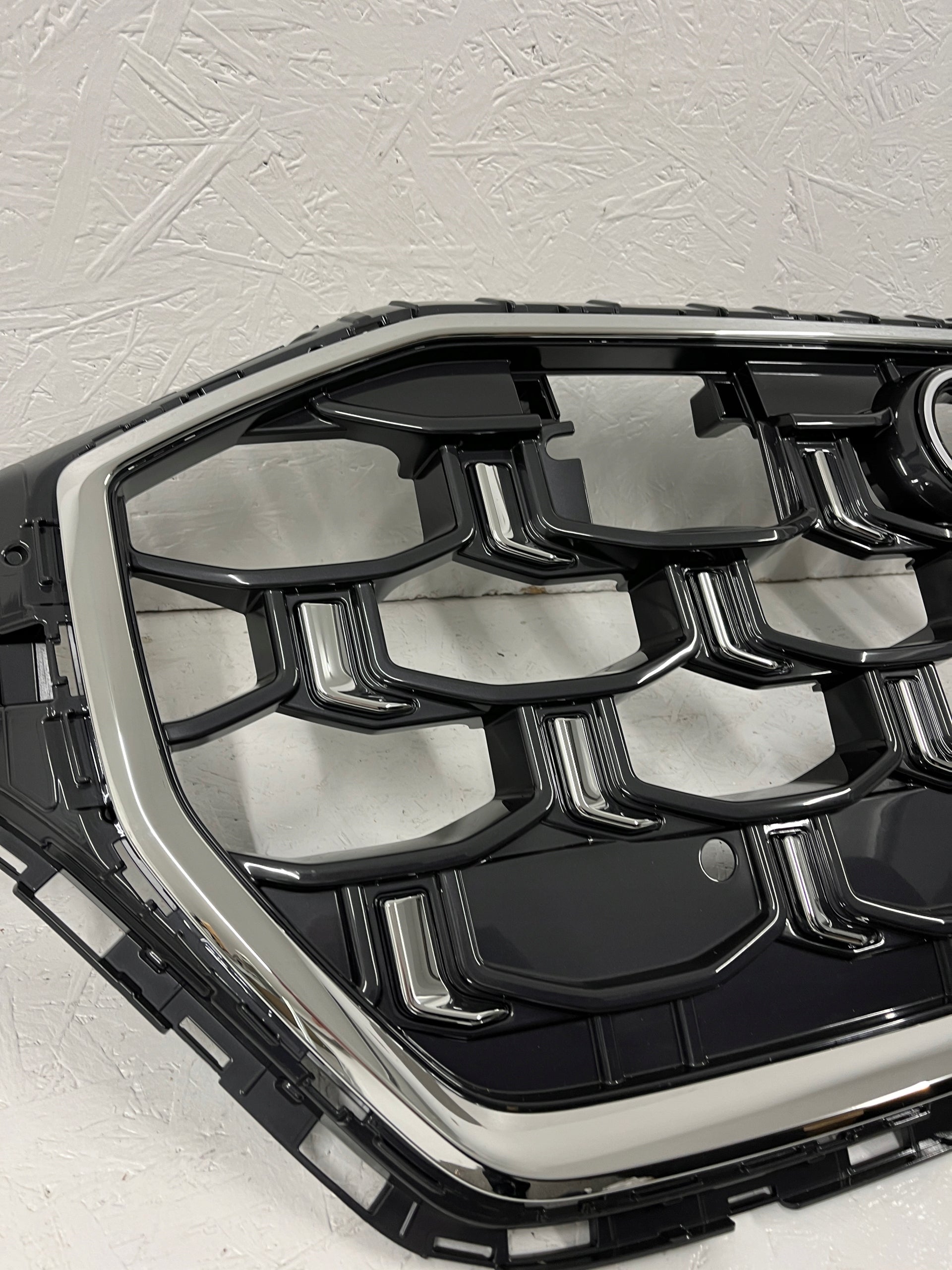 Kühlergrill Audi SQ8 FRONTGRILL 4M8853651BS Kühlergitter