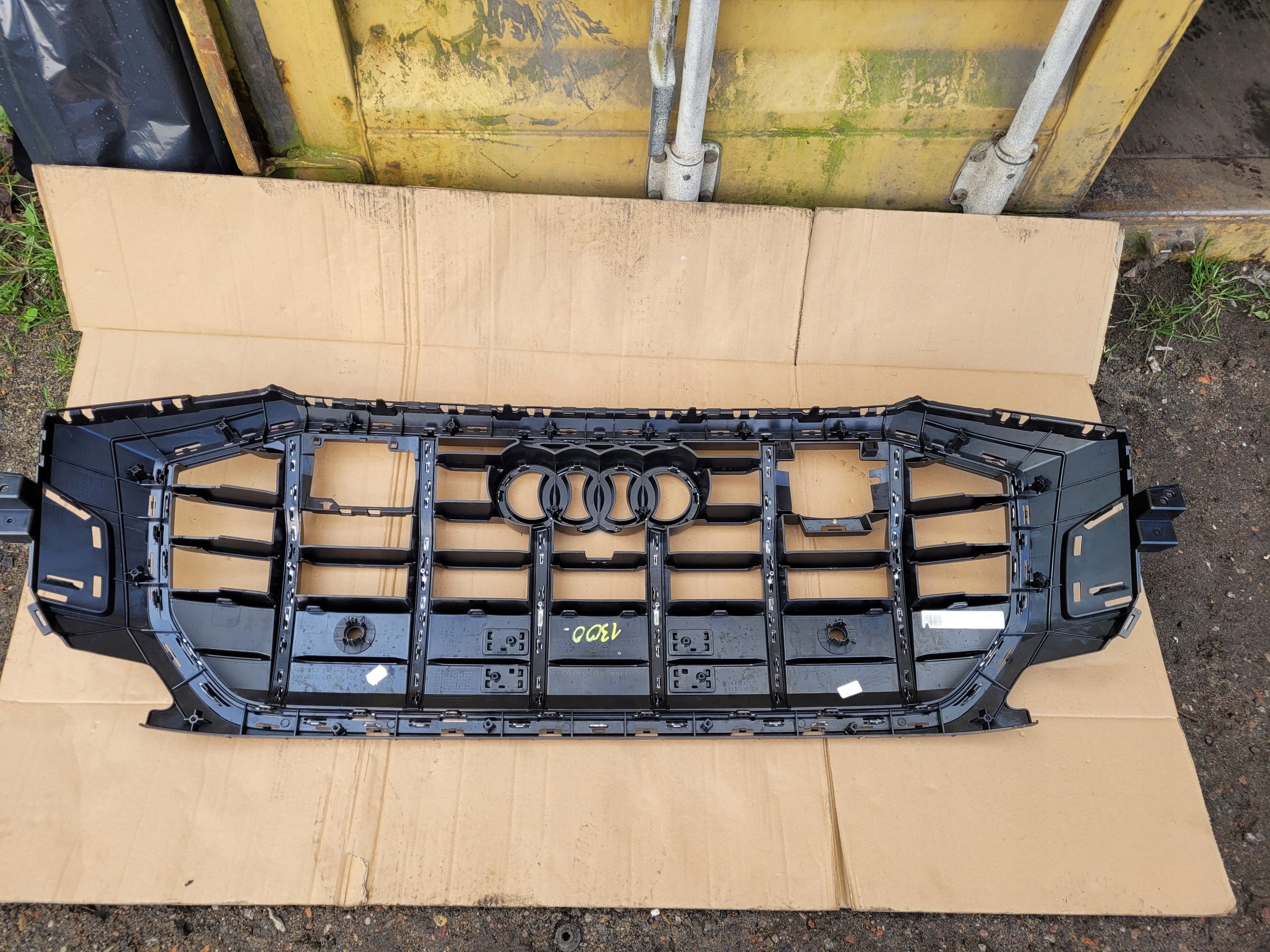 Kühlergrill Audi SQ8 Q8 4M8 FRONTGRILL Kühlergitter