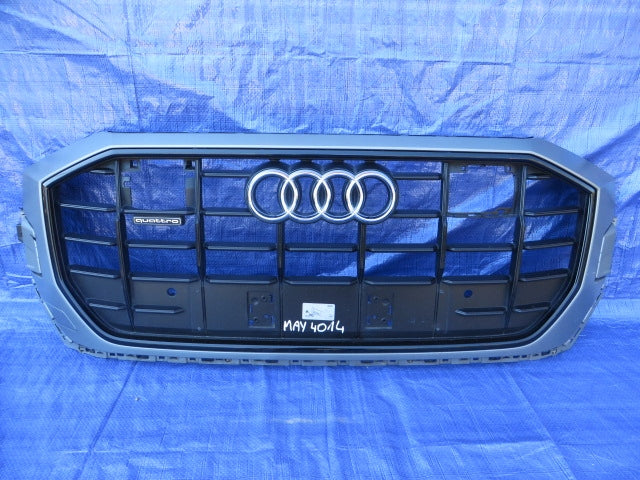 Kühlergrill Audi TT Q8 SQ8 4M8 FRONTGRILL Kühlergitter