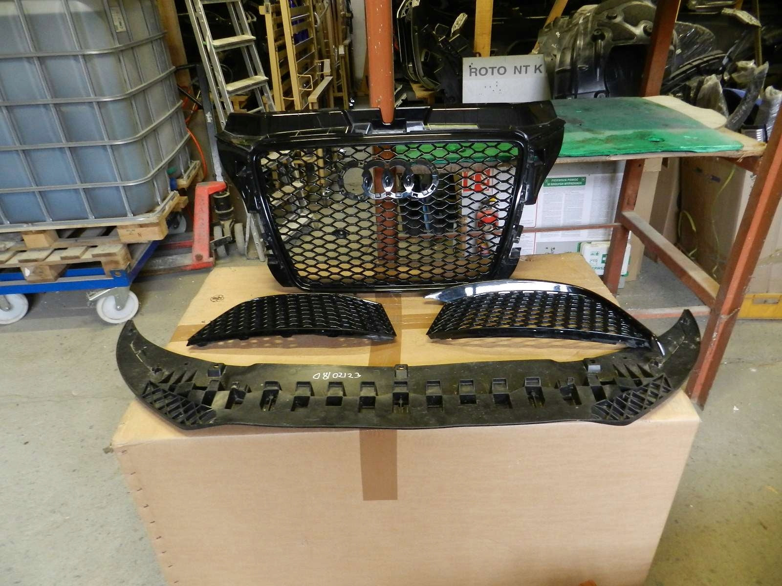 Kühlergrill Audi RS3 FRONTGRILL 8P0853651T0 Kühlergitter