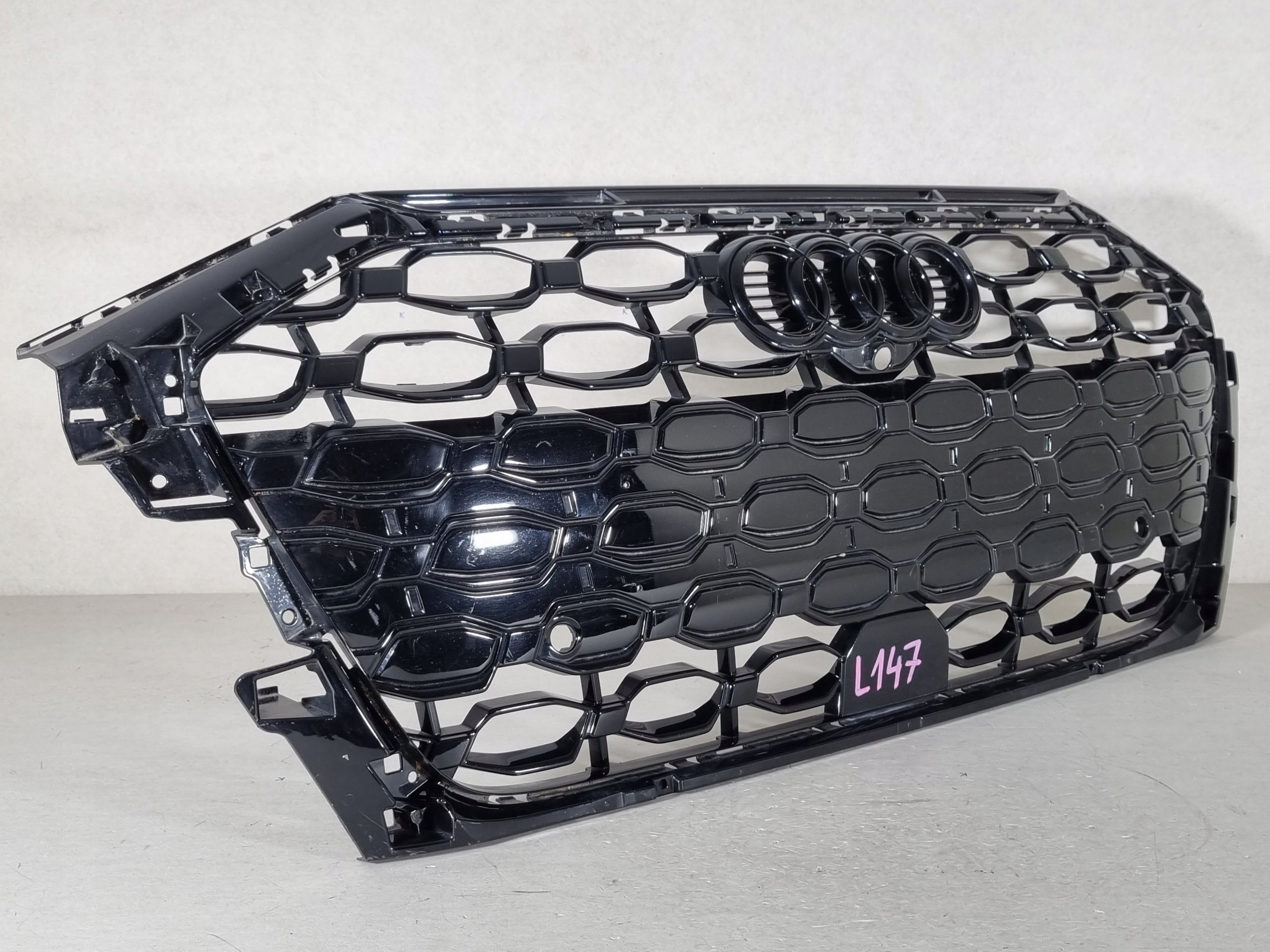 Kühlergrill Audi RS3 FRONTGRILL 8Y0853651H Kühlergitter